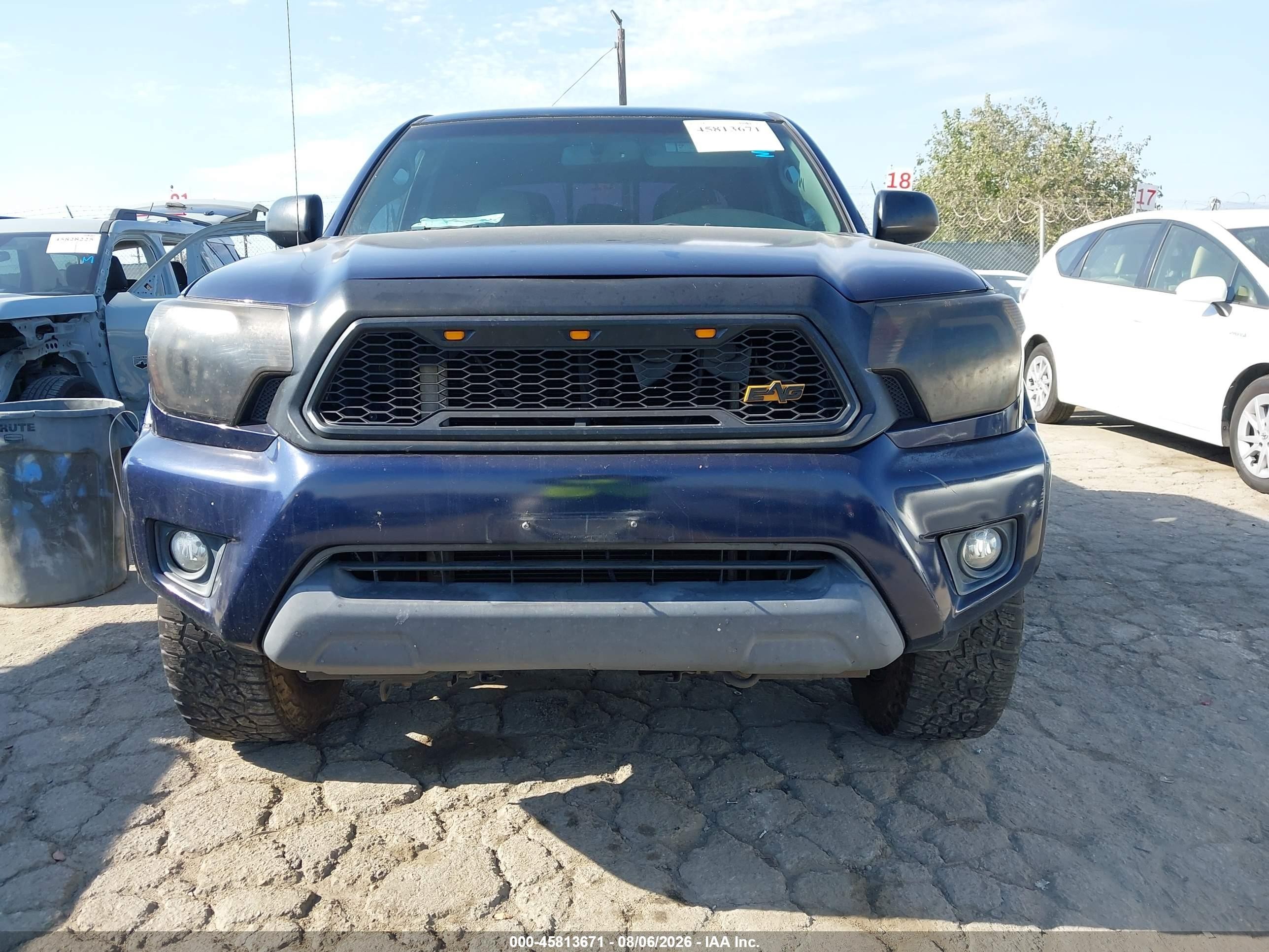2012 Toyota Tacoma Prerunner V6 Dark Blue vin: 3TMKU4HN8CM032166
