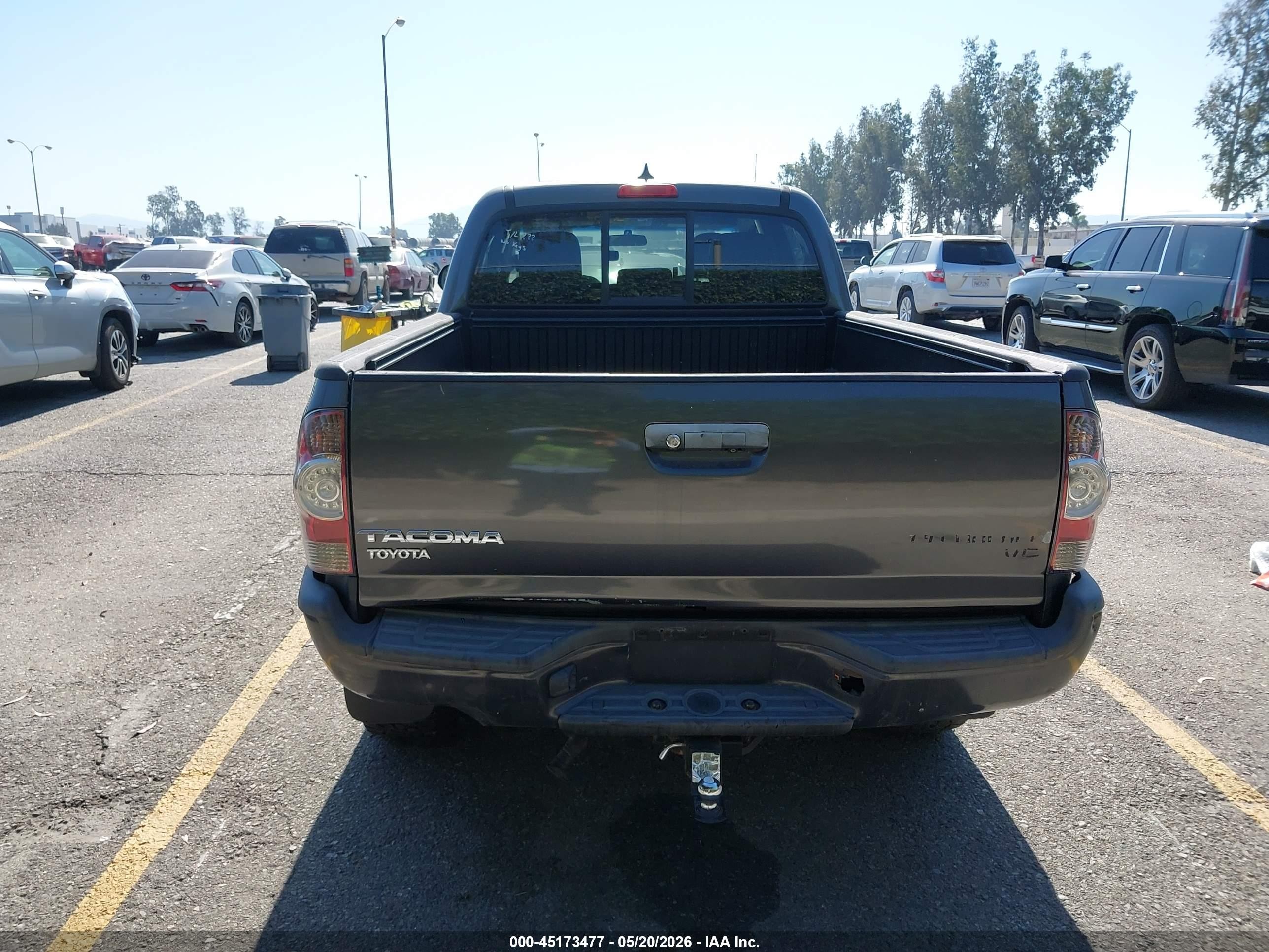 2015 Toyota Tacoma Prerunner V6 Gray vin: 3TMKU4HN8FM046623