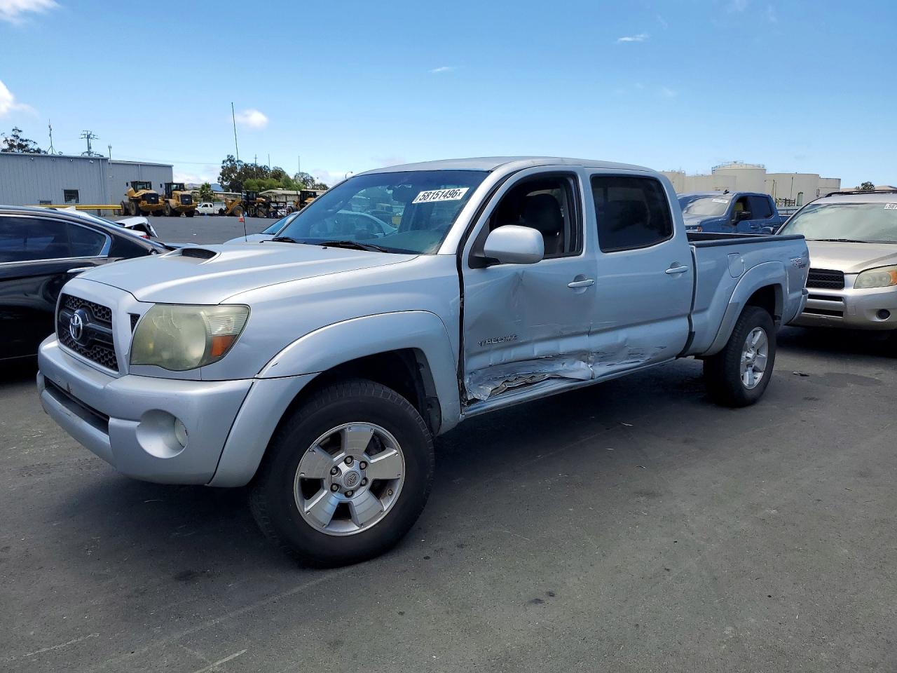 2011 Toyota Tacoma Double Cab Prerunner Long Bed Silver vin: 3TMKU4HN9BM030148