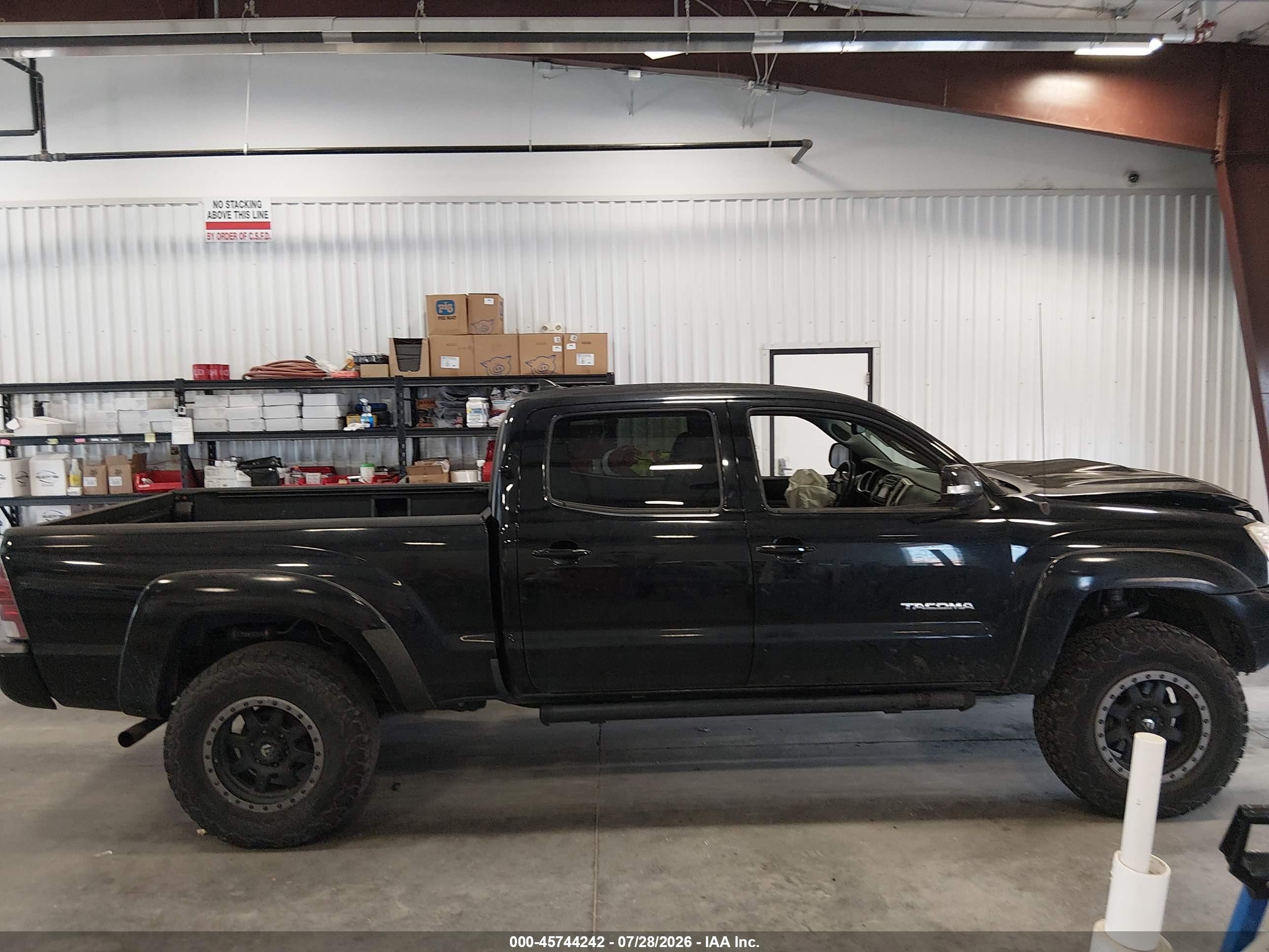 2012 Toyota Tacoma Prerunner V6 Black vin: 3TMKU4HN9CM033715