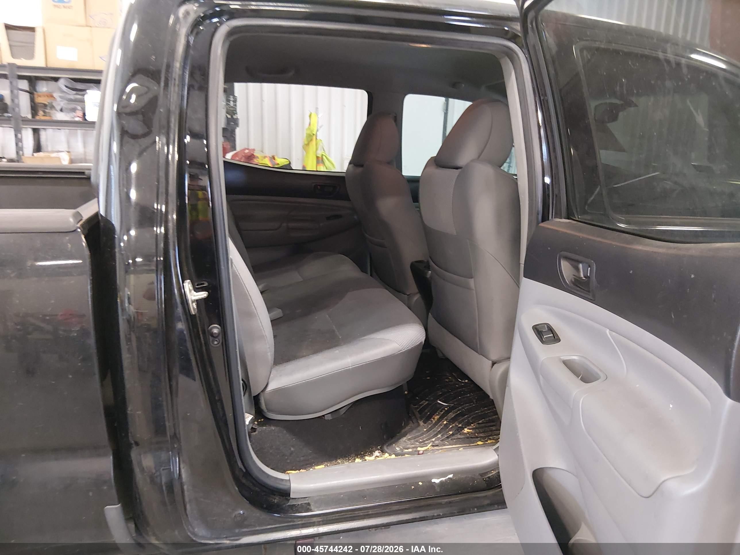 2012 Toyota Tacoma Prerunner V6 Black vin: 3TMKU4HN9CM033715