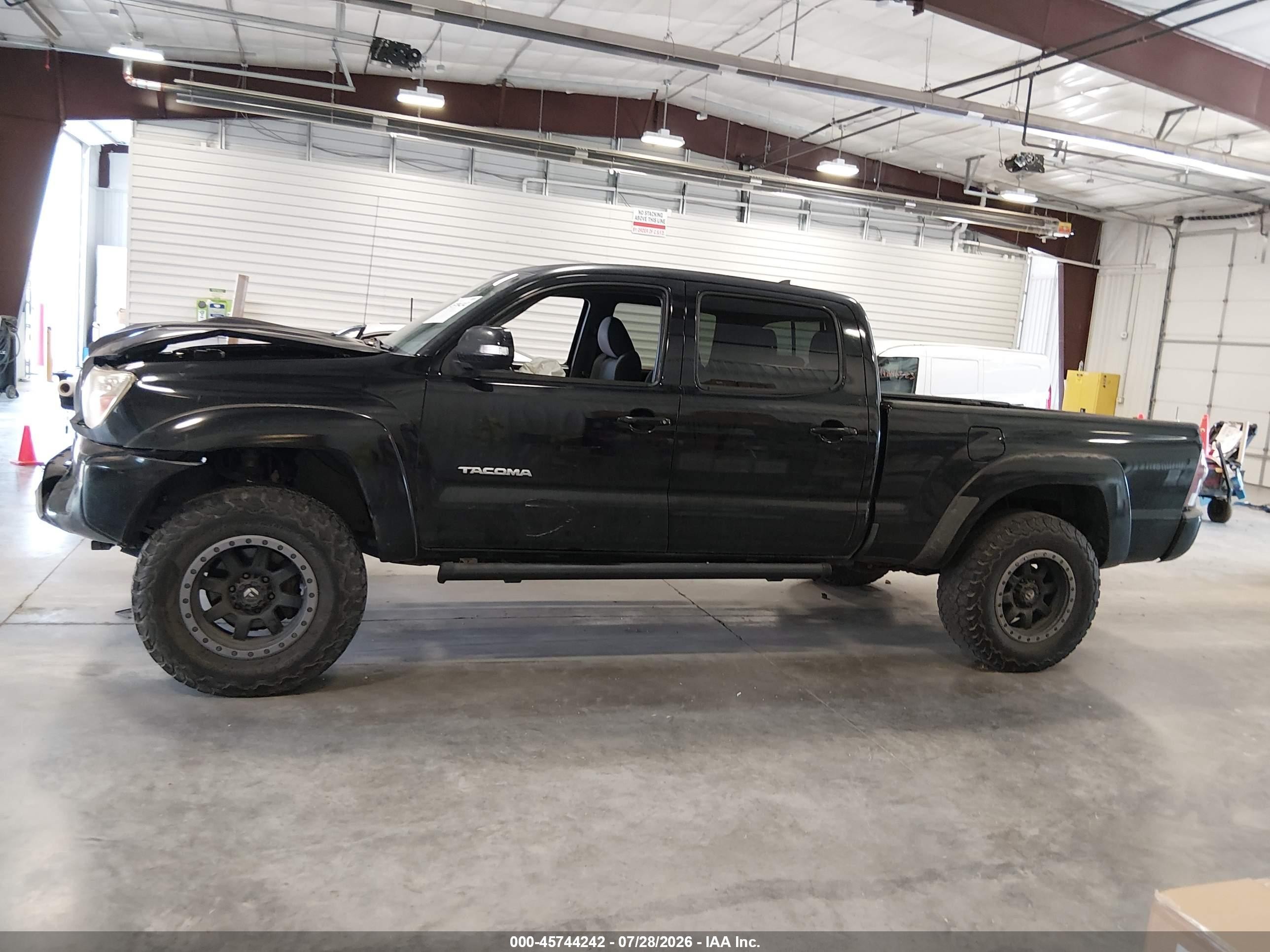 2012 Toyota Tacoma Prerunner V6 Black vin: 3TMKU4HN9CM033715