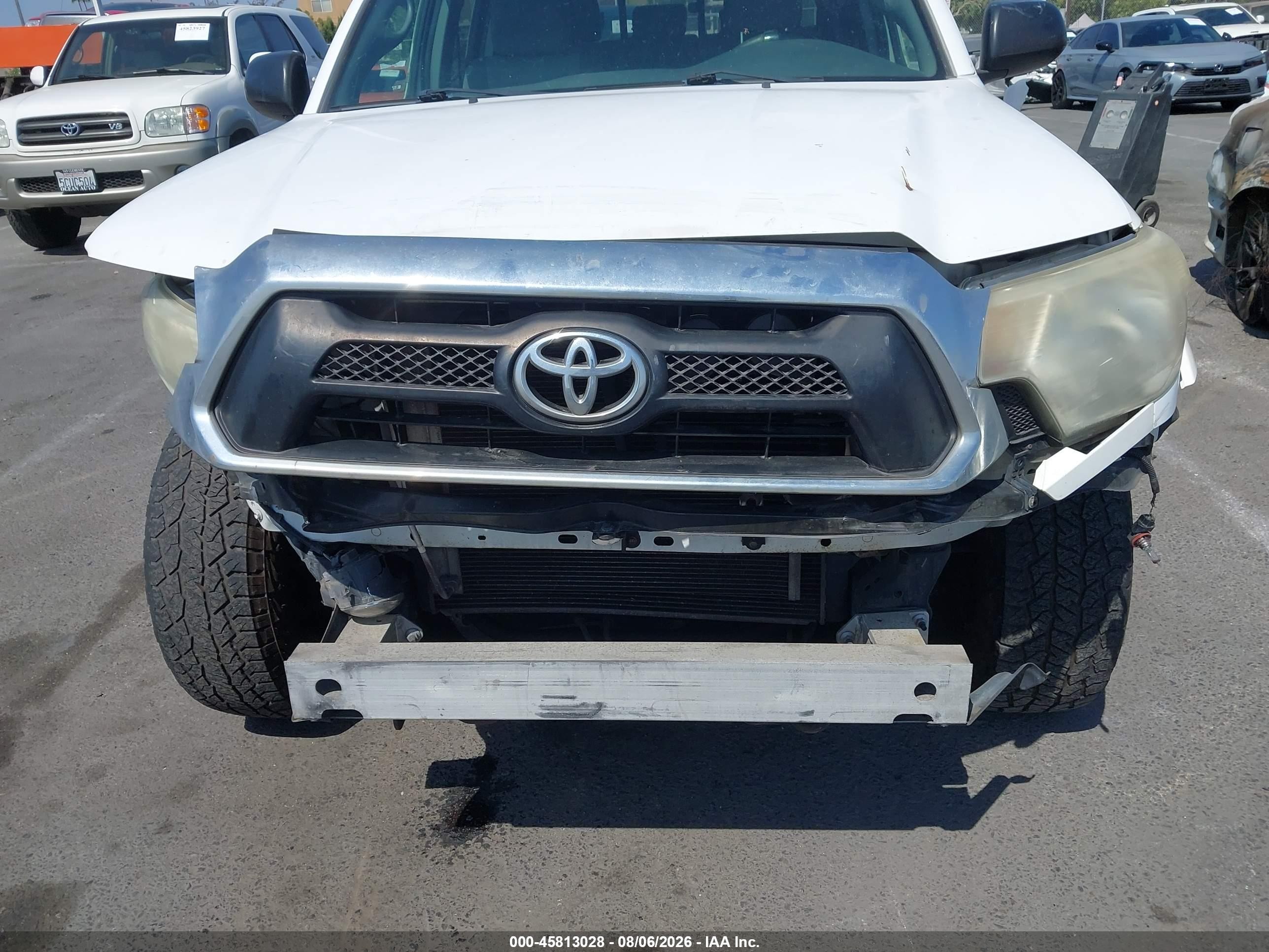 2015 Toyota Tacoma Prerunner V6 Белый vin: 3TMKU4HN9FM045996