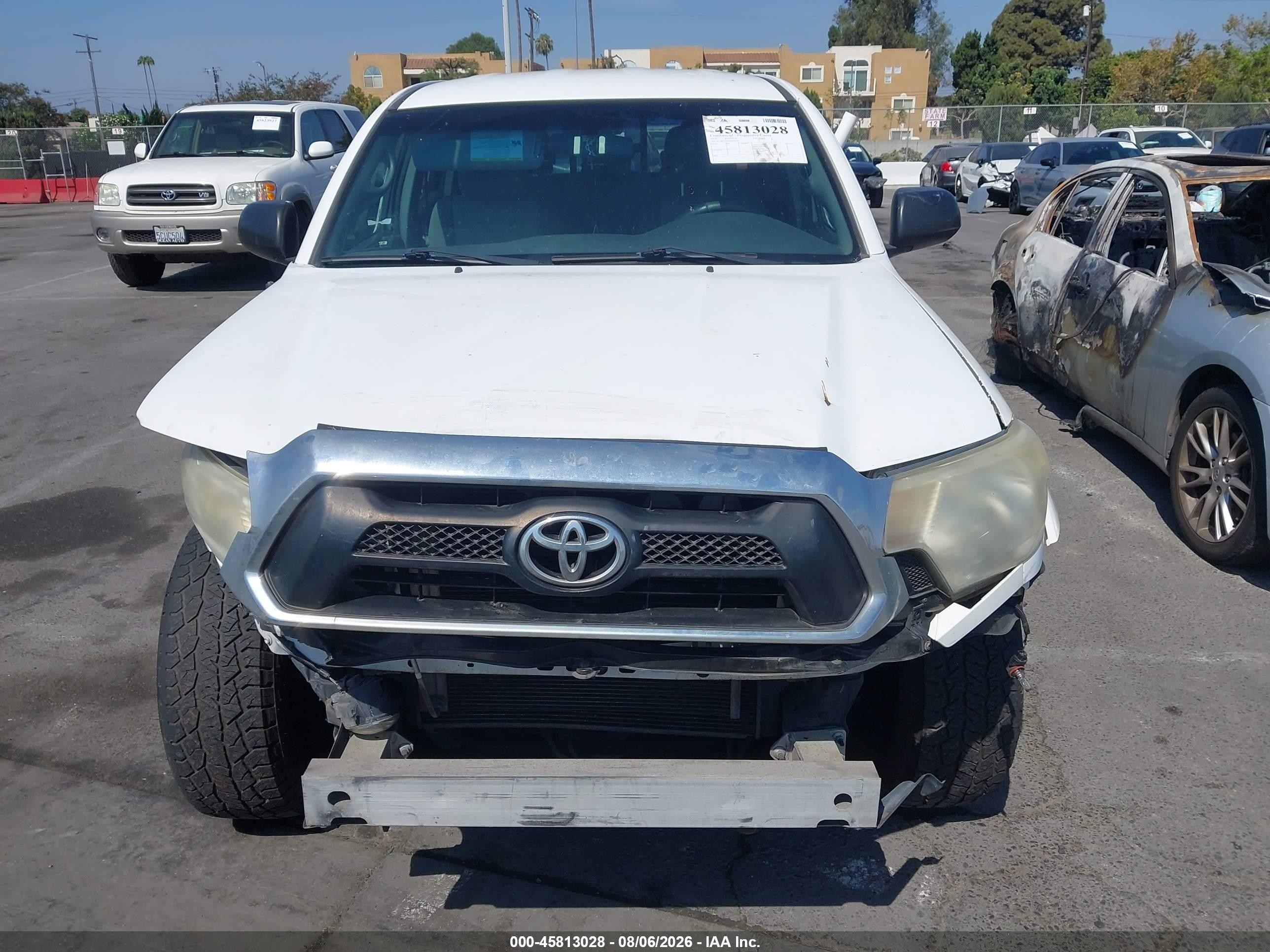2015 Toyota Tacoma Prerunner V6 Белый vin: 3TMKU4HN9FM045996