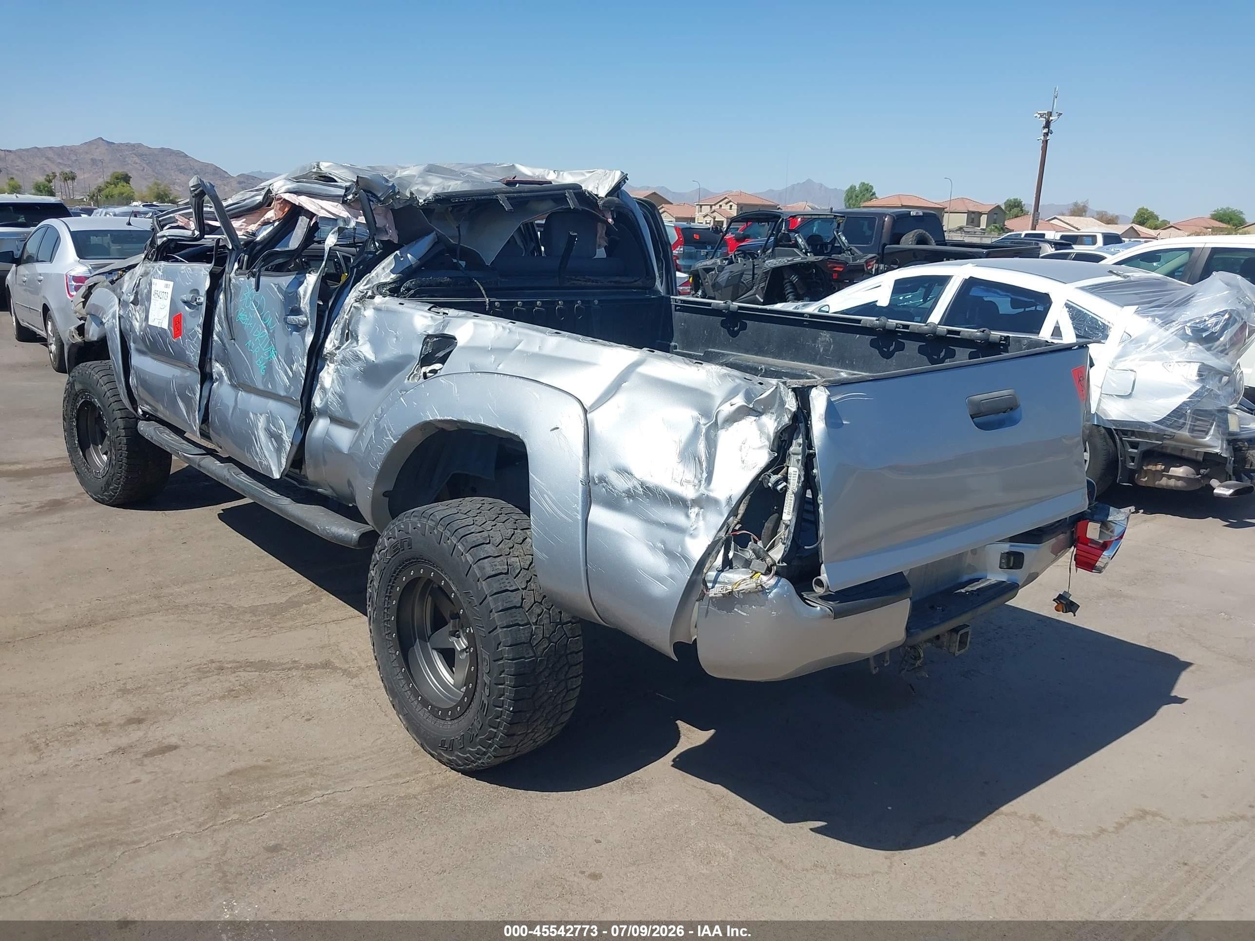 2014 Toyota Tacoma Prerunner V6 Silver vin: 3TMKU4HNXEM041079
