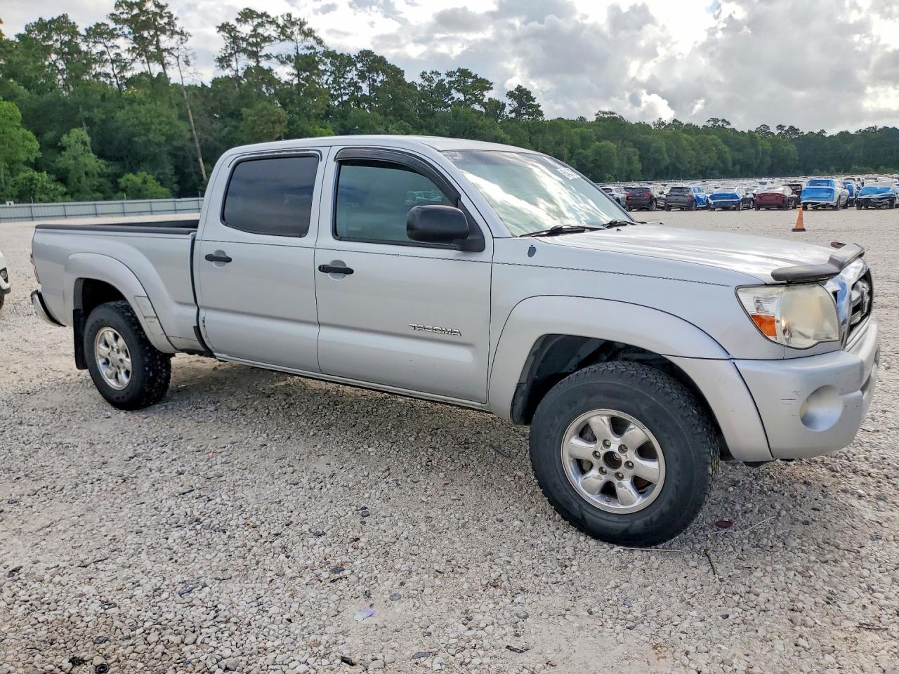 2009 Toyota Tacoma Double Cab Prerunner Long Bed Silver vin: 3TMKU72N09M018894