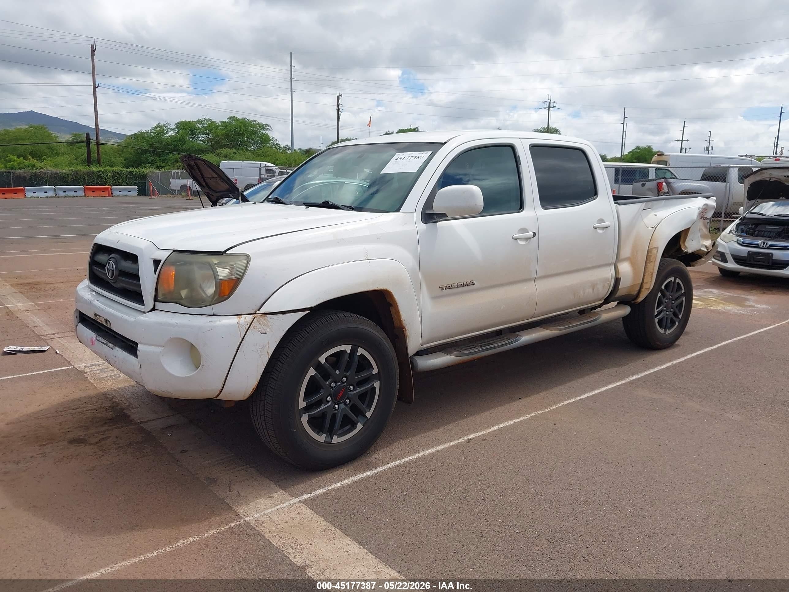 2009 Toyota Tacoma Prerunner V6 White vin: 3TMKU72N09M023397