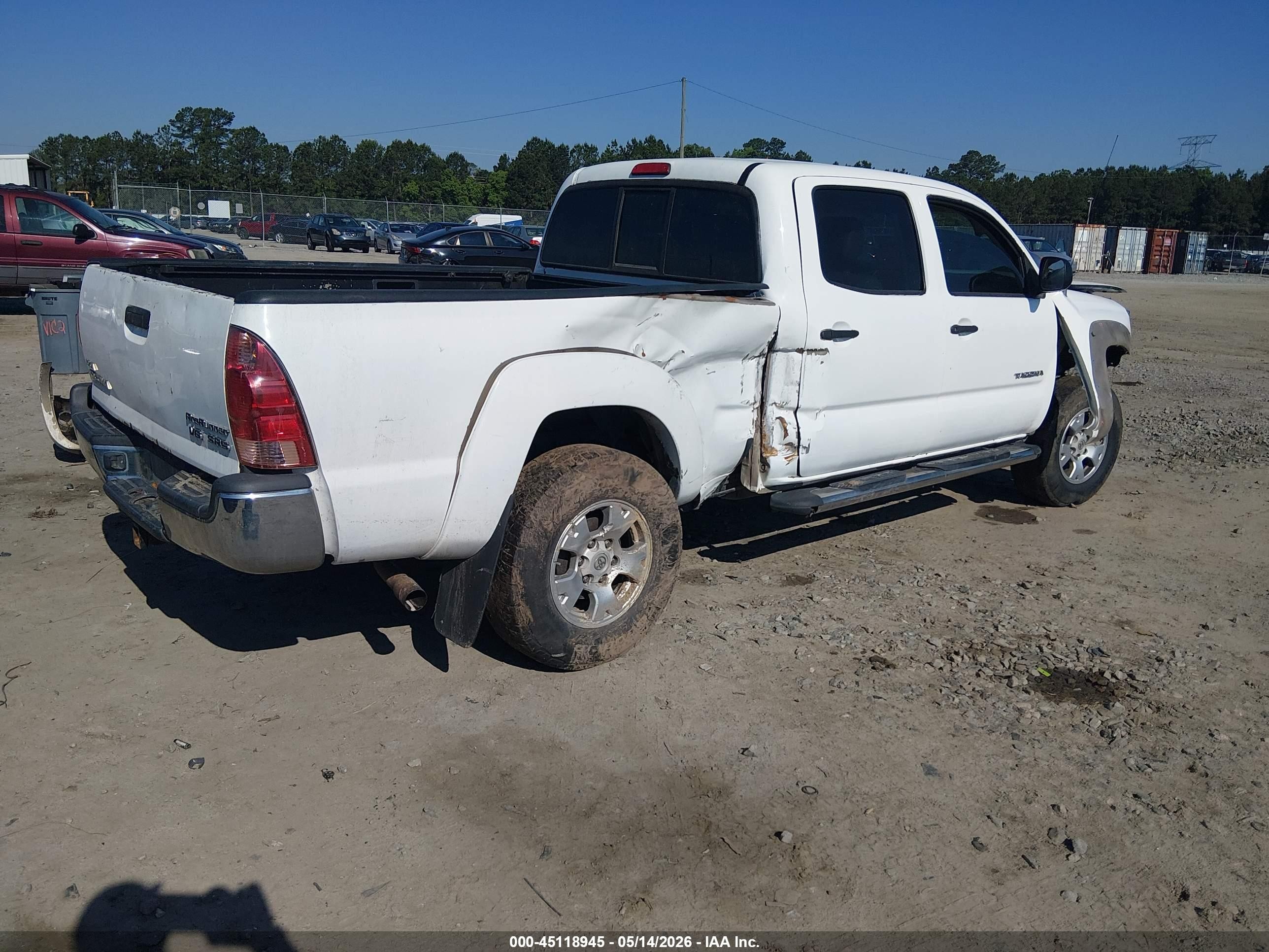 2007 Toyota Tacoma Prerunner V6 White vin: 3TMKU72N17M013281