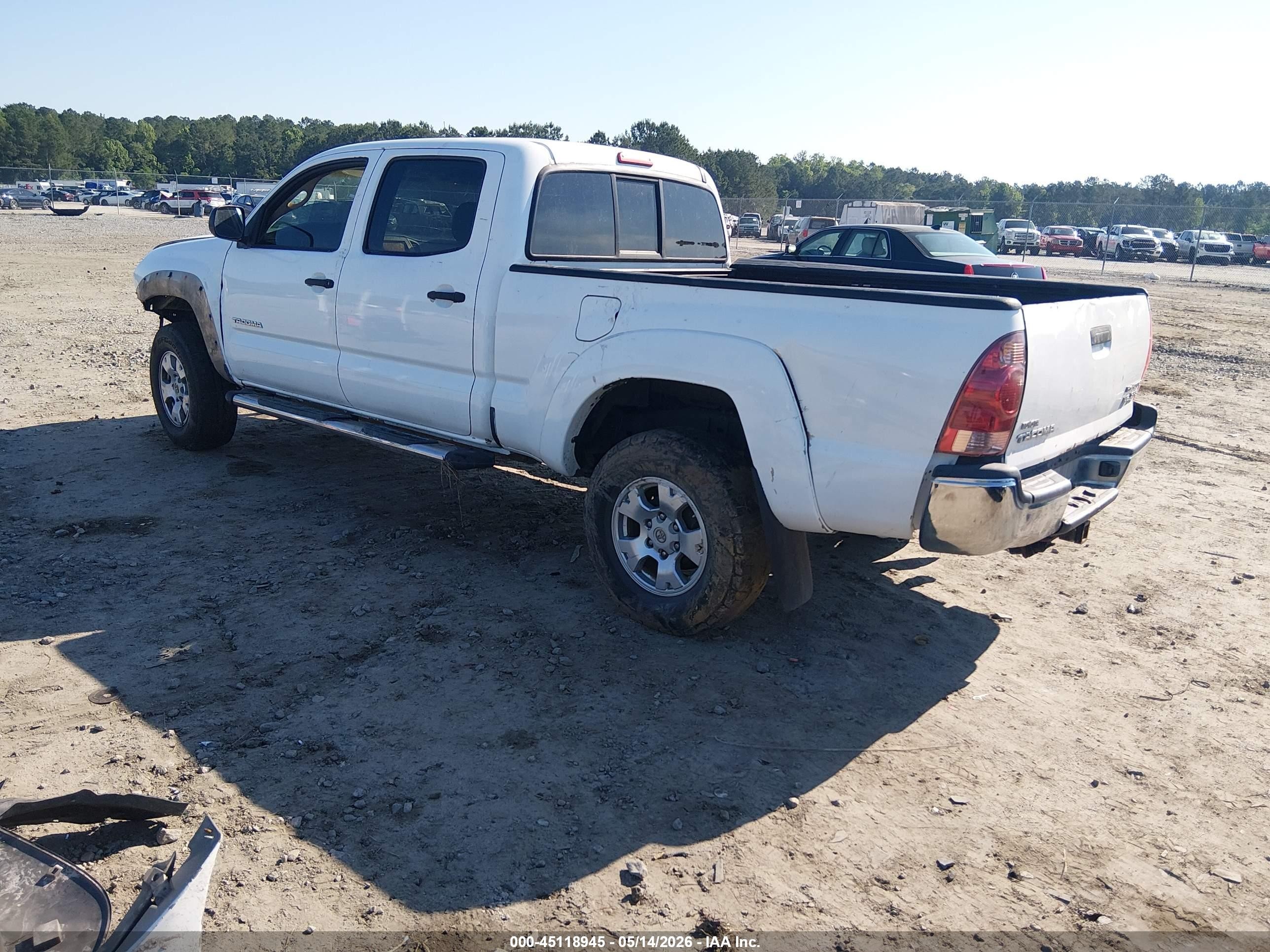 2007 Toyota Tacoma Prerunner V6 White vin: 3TMKU72N17M013281