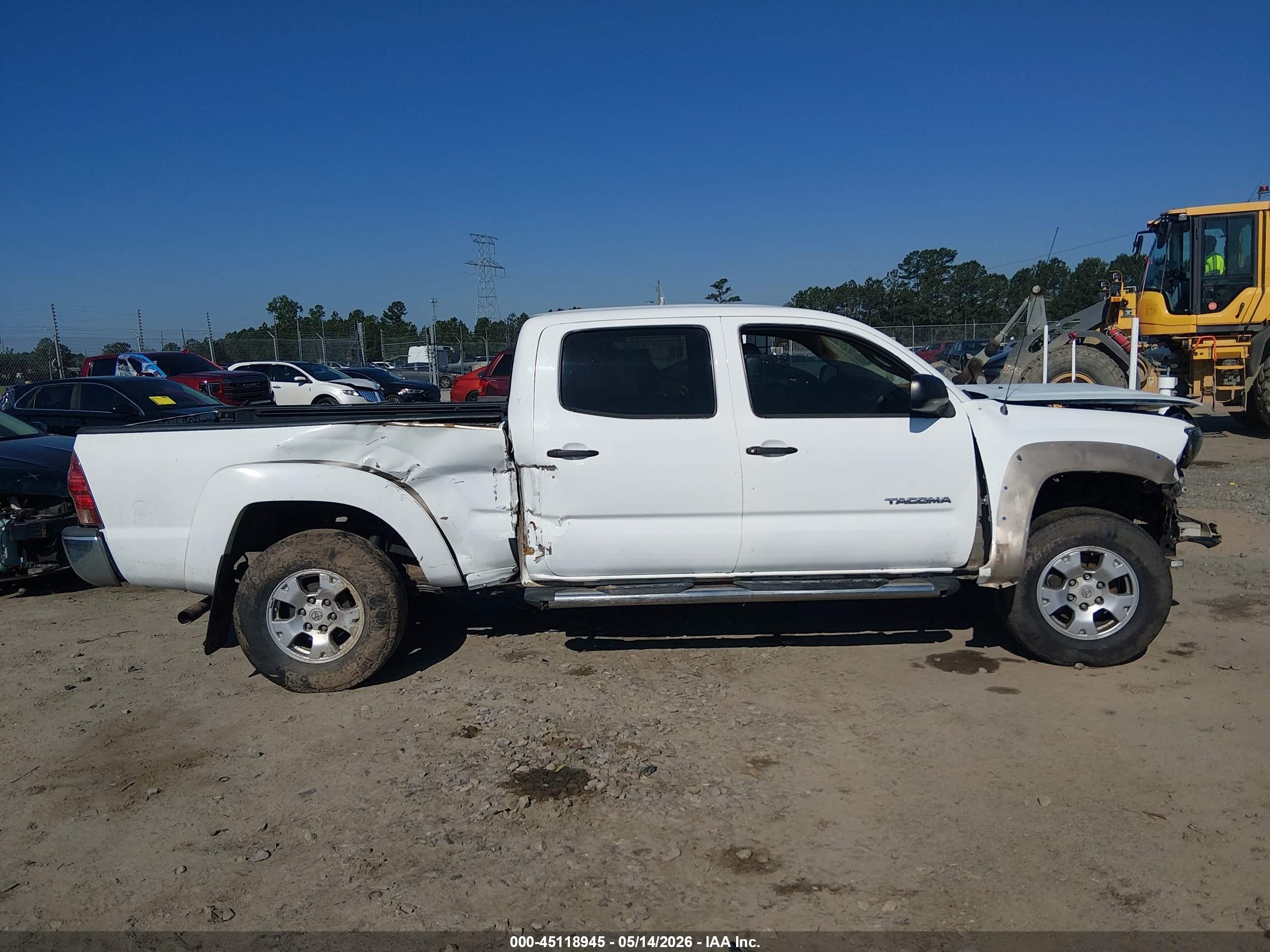 2007 Toyota Tacoma Prerunner V6 White vin: 3TMKU72N17M013281