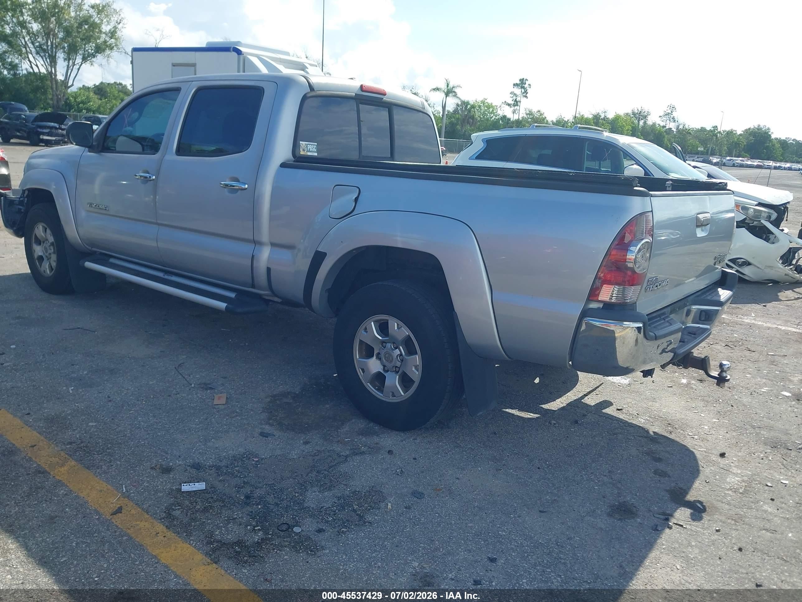 2009 Toyota Tacoma Prerunner V6 Silver vin: 3TMKU72N19M018712