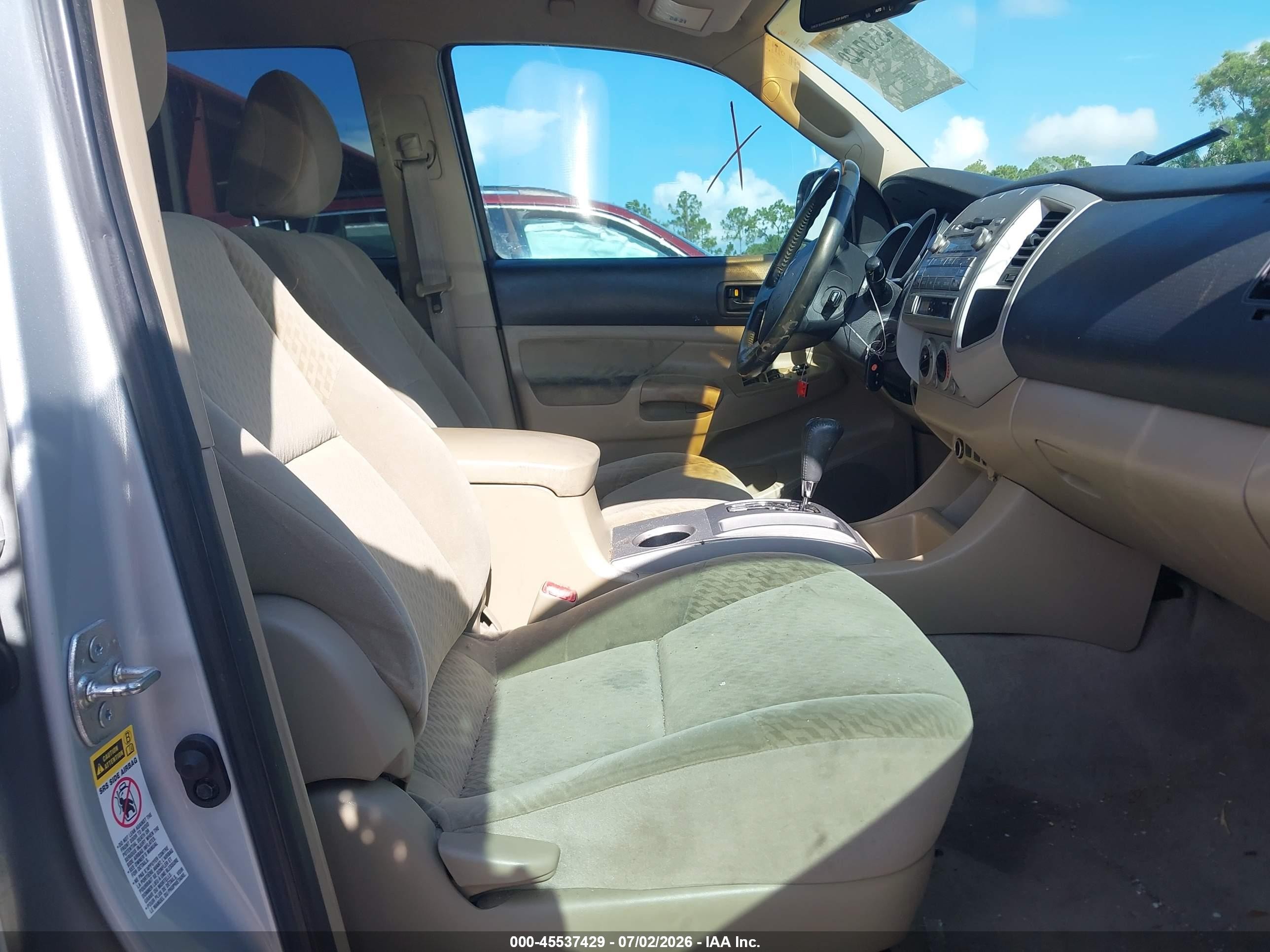 2009 Toyota Tacoma Prerunner V6 Silver vin: 3TMKU72N19M018712