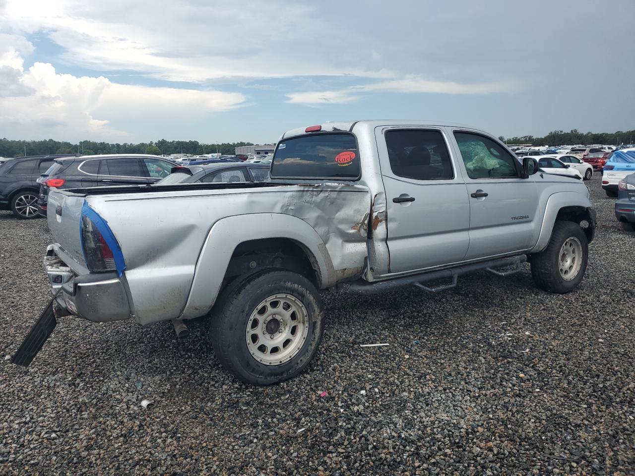 2009 Toyota Tacoma Double Cab Prerunner Long Bed Silver vin: 3TMKU72N19M023232