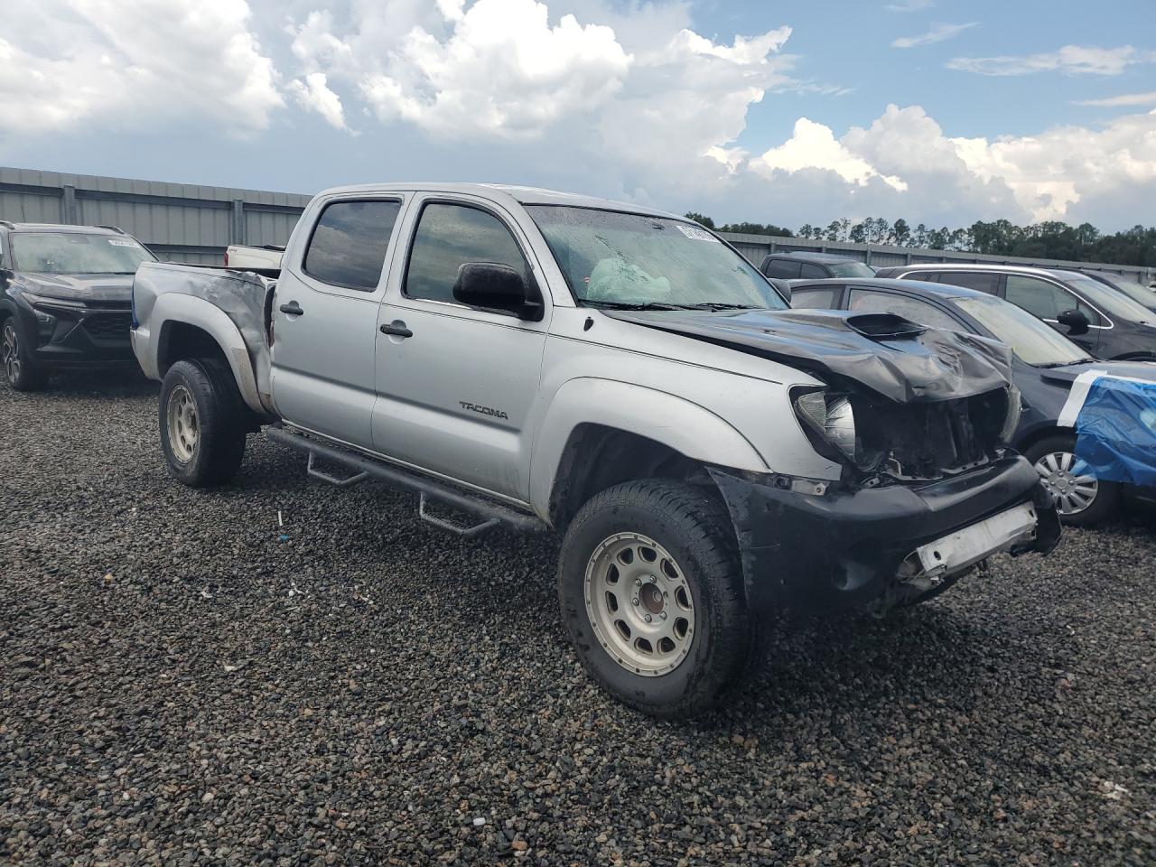 2009 Toyota Tacoma Double Cab Prerunner Long Bed Silver vin: 3TMKU72N19M023232