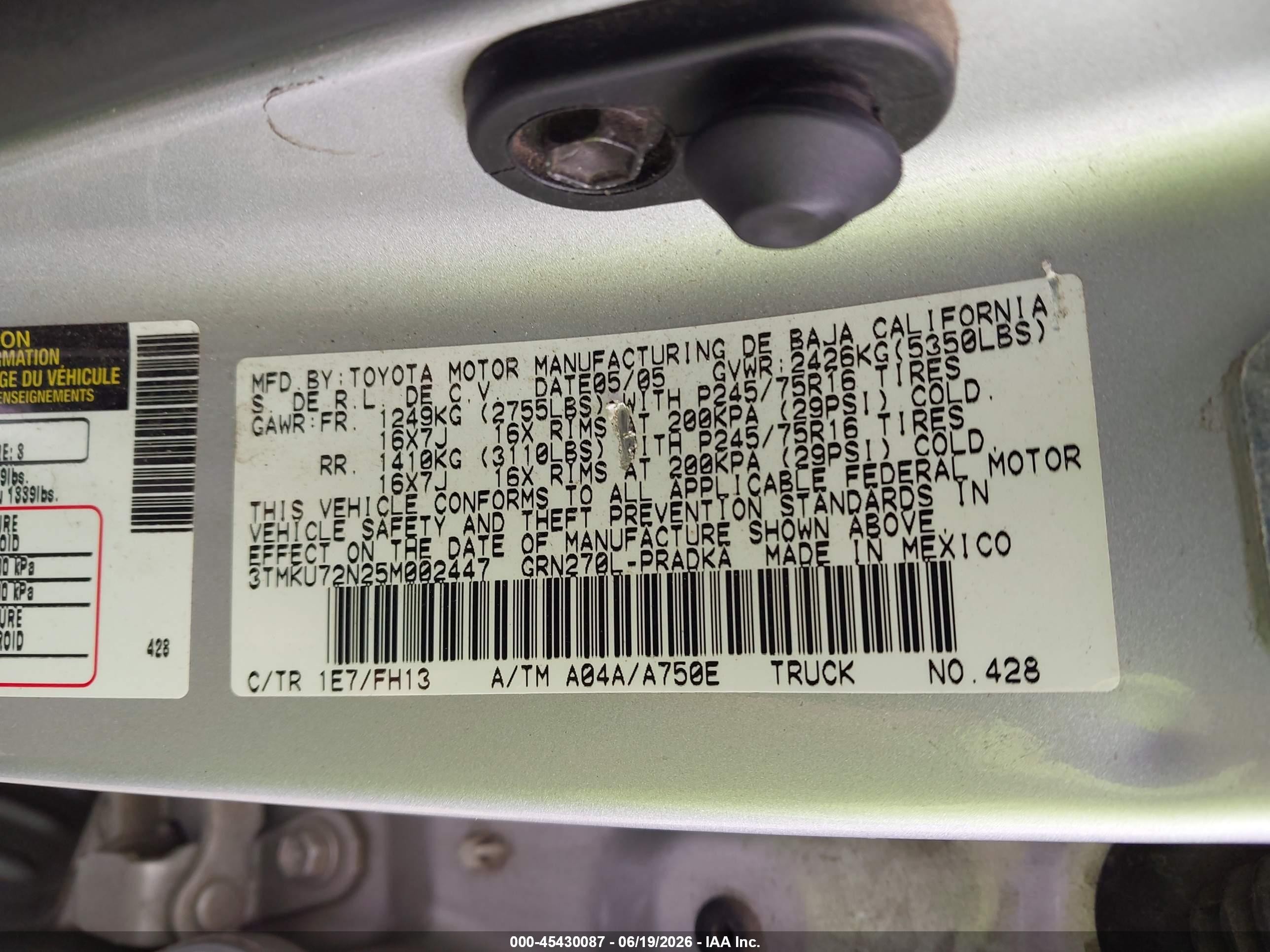 2005 Toyota Tacoma Prerunner V6 Silver vin: 3TMKU72N25M002447