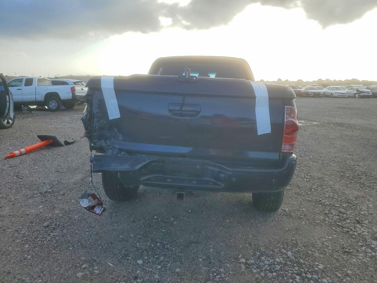 2008 Toyota Tacoma Double Cab Prerunner Long Bed Blue vin: 3TMKU72N48M017925