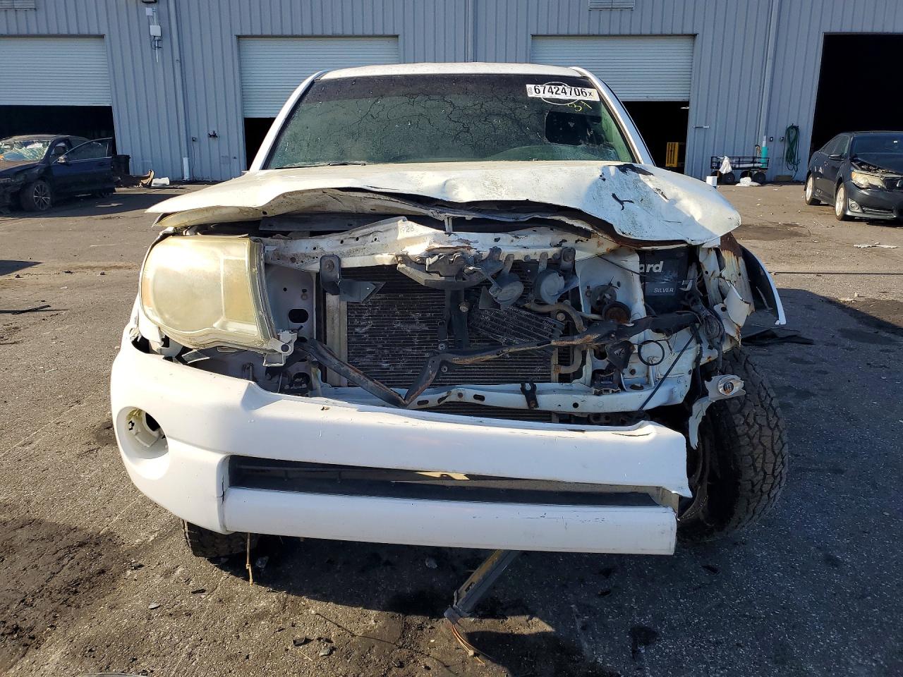 2008 Toyota Tacoma Double Cab Prerunner Long Bed White vin: 3TMKU72N58M013768