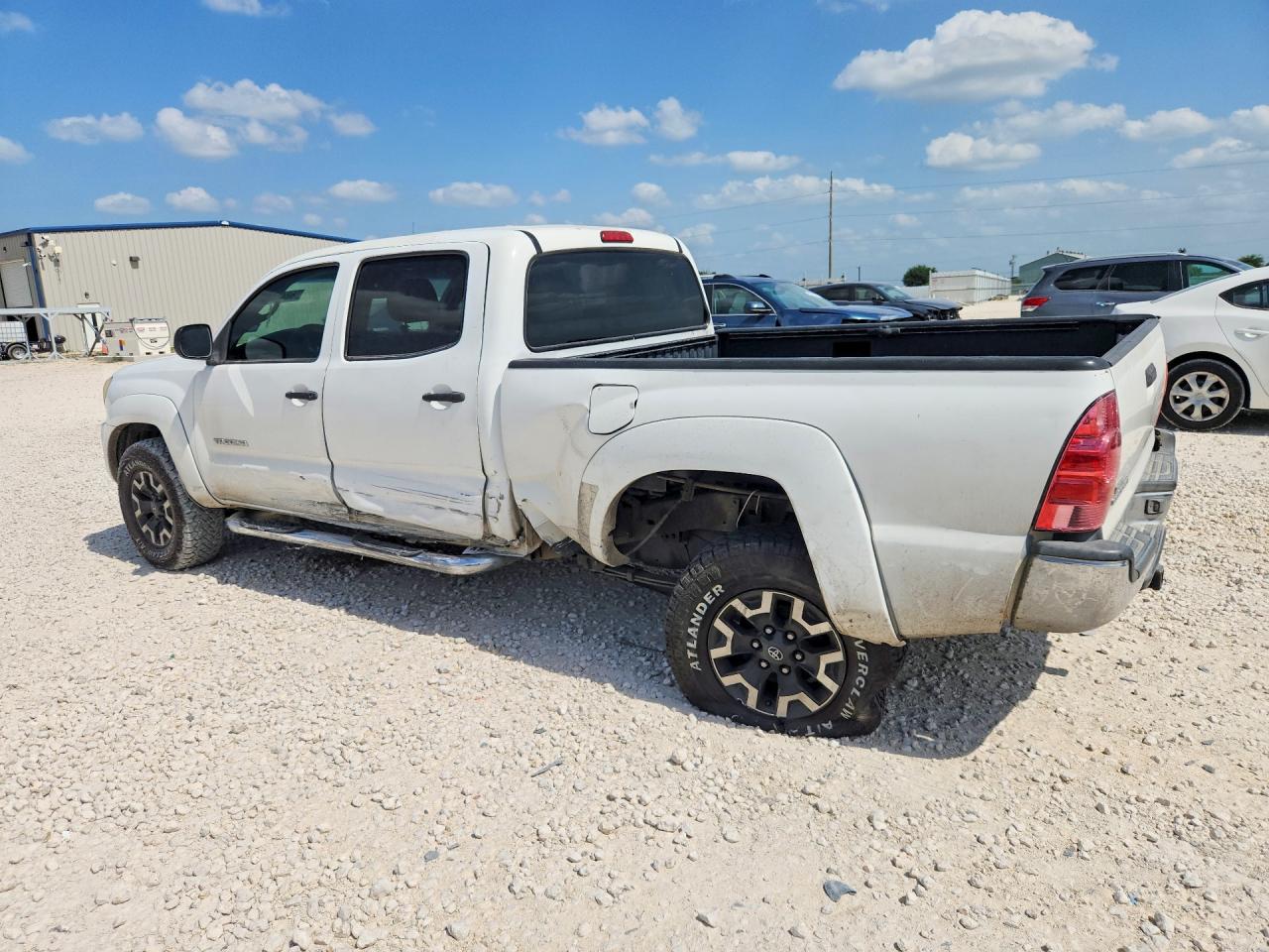 2006 Toyota Tacoma Double Cab Prerunner Long Bed White vin: 3TMKU72N66M005725