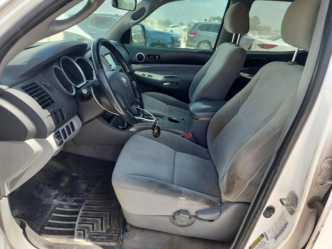 2006 Toyota Tacoma Double Cab Prerunner Long Bed White vin: 3TMKU72N66M005725