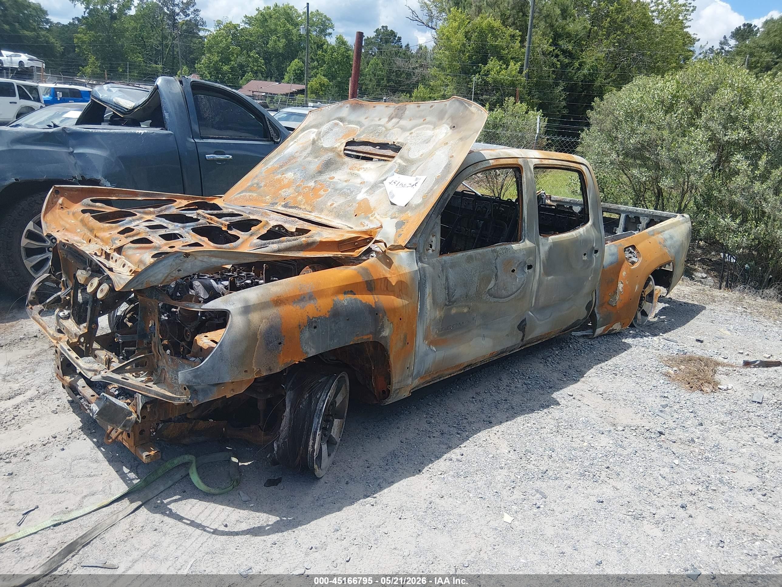 2007 Toyota Tacoma Prerunner V6 vin: 3TMKU72N87M011396