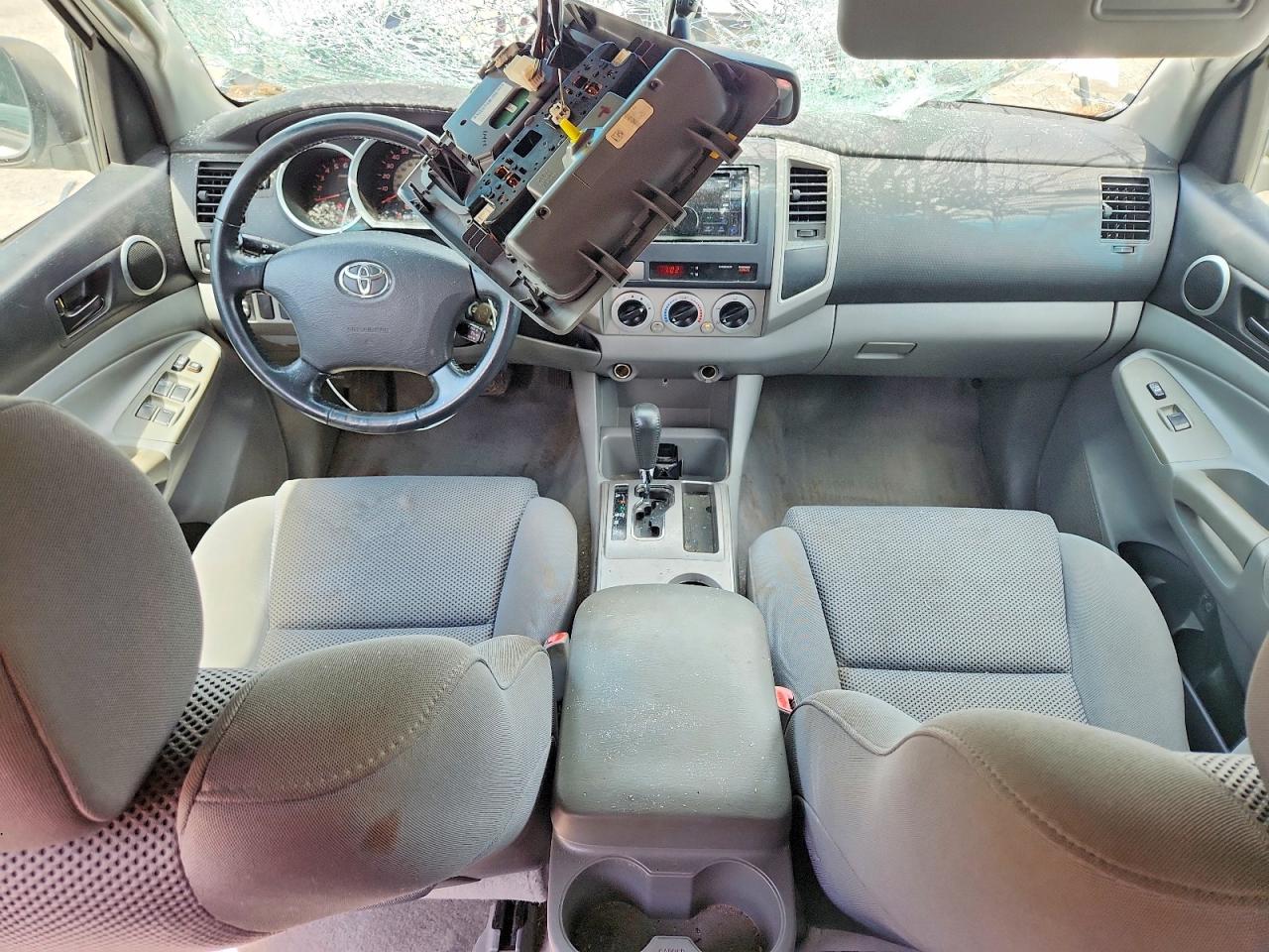 2008 Toyota Tacoma Double Cab Prerunner Long Bed White vin: 3TMKU72N88M013845