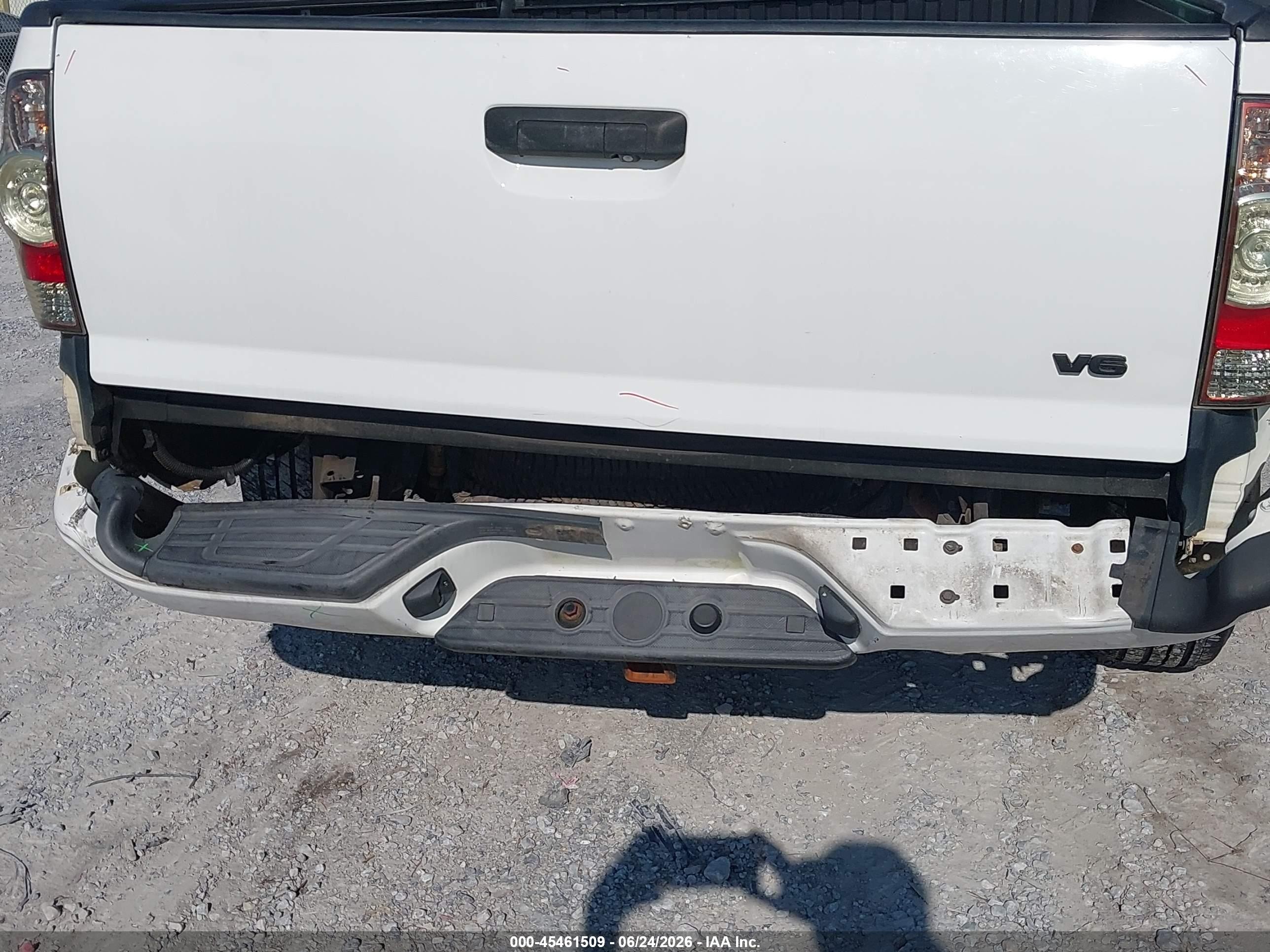 2009 Toyota Tacoma Prerunner V6 White vin: 3TMKU72N89M019937