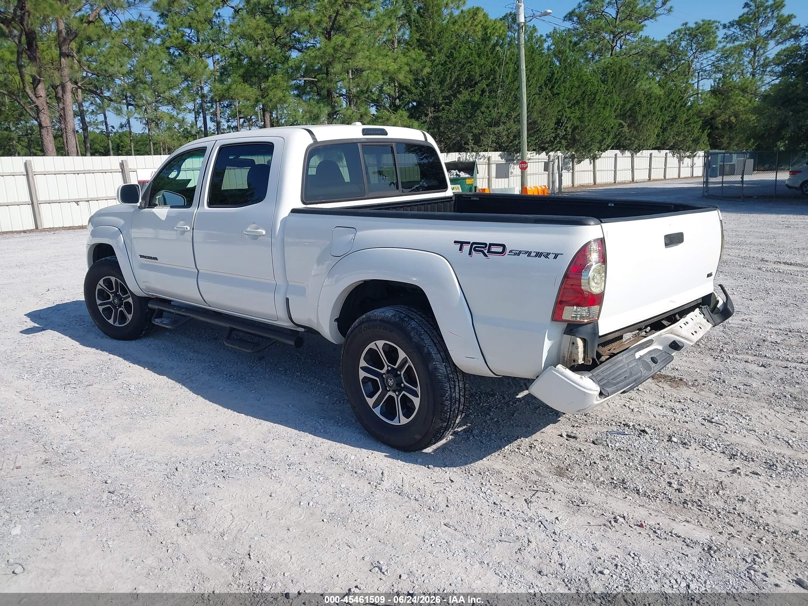 2009 Toyota Tacoma Prerunner V6 White vin: 3TMKU72N89M019937