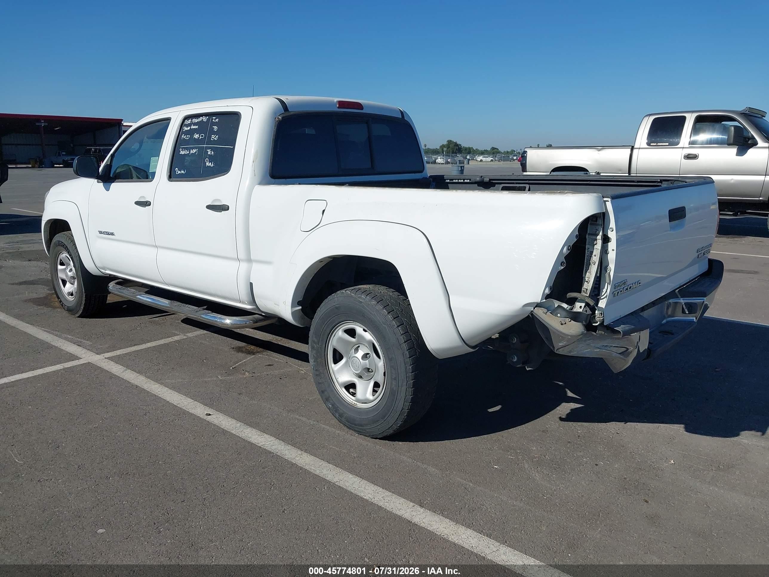 2006 Toyota Tacoma Prerunner V6 White vin: 3TMKU72NX6M005677