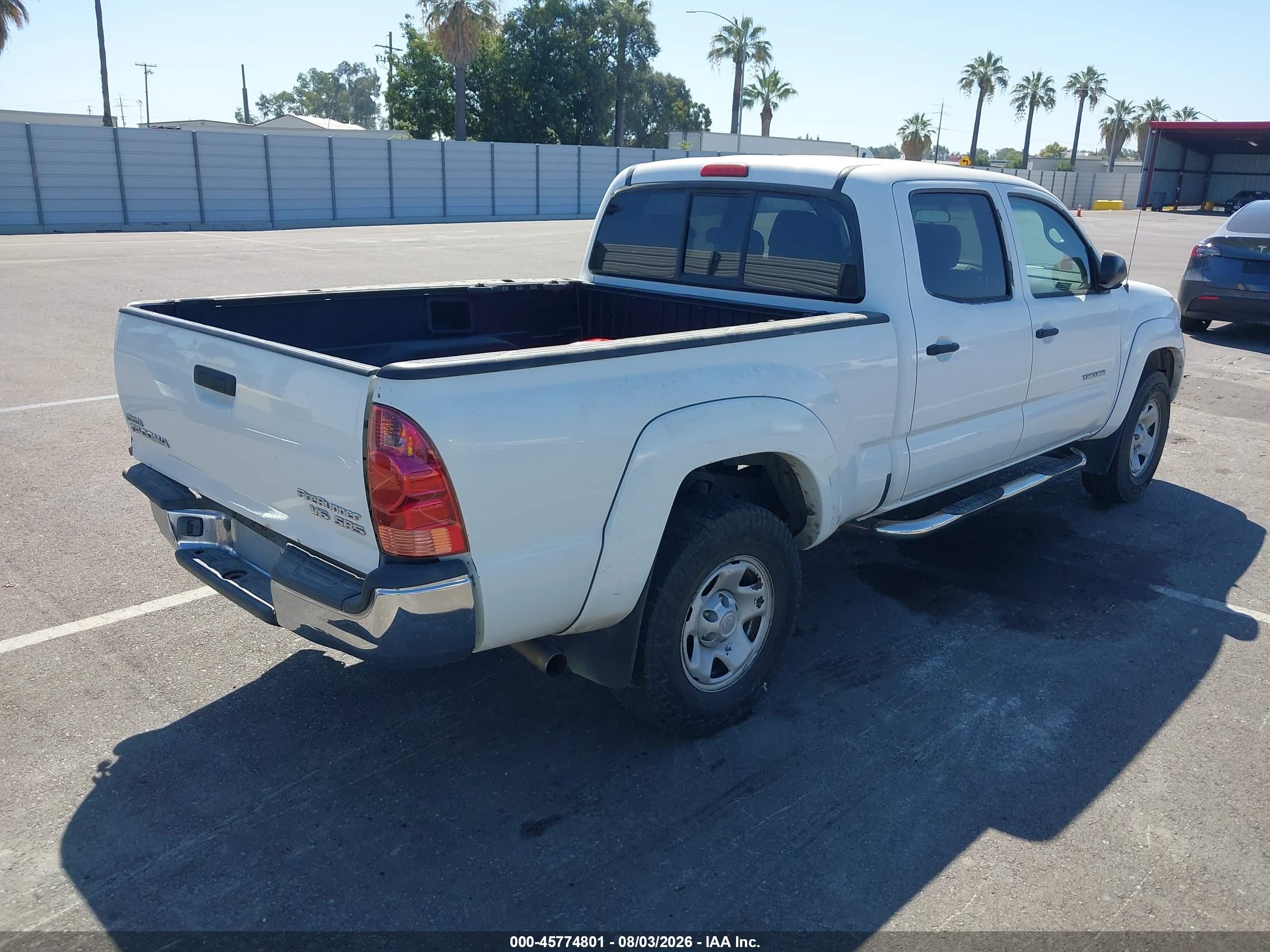 2006 Toyota Tacoma Prerunner V6 White vin: 3TMKU72NX6M005677