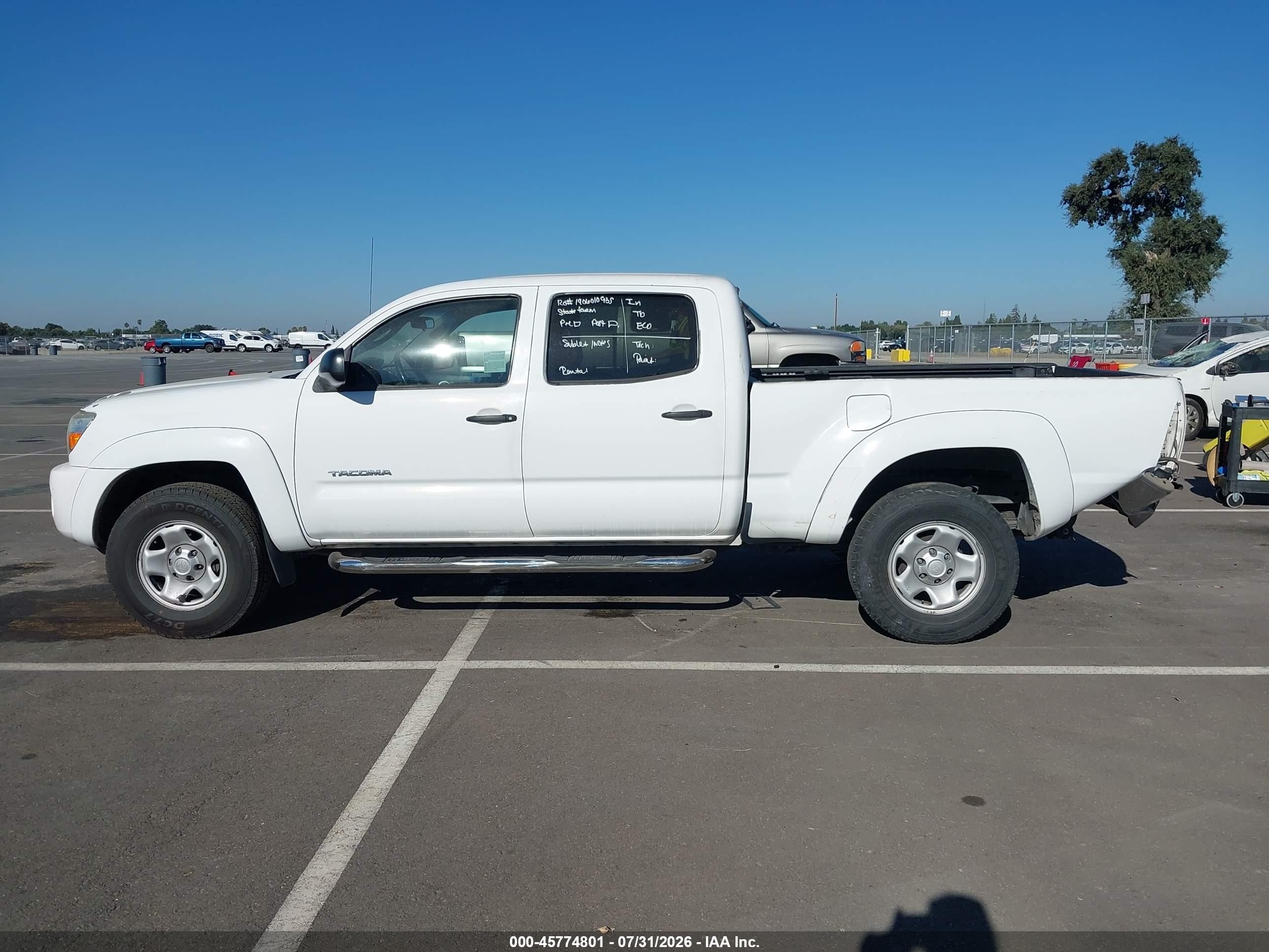 2006 Toyota Tacoma Prerunner V6 White vin: 3TMKU72NX6M005677