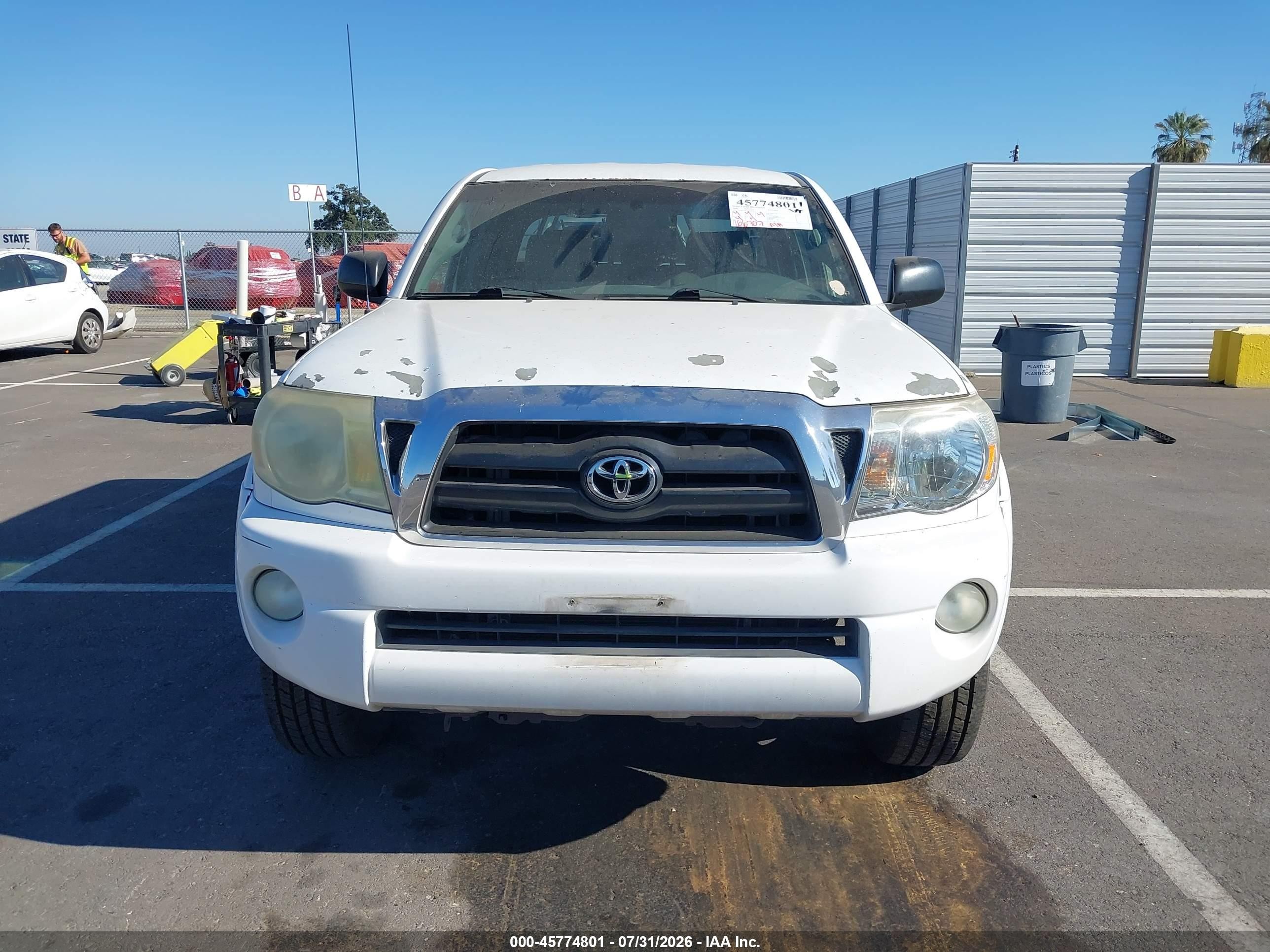 2006 Toyota Tacoma Prerunner V6 White vin: 3TMKU72NX6M005677