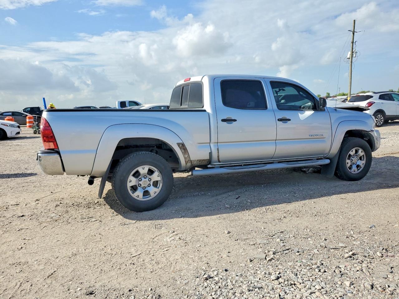 2006 Toyota Tacoma Double Cab Prerunner Long Bed Silver vin: 3TMKU72NX6M006036