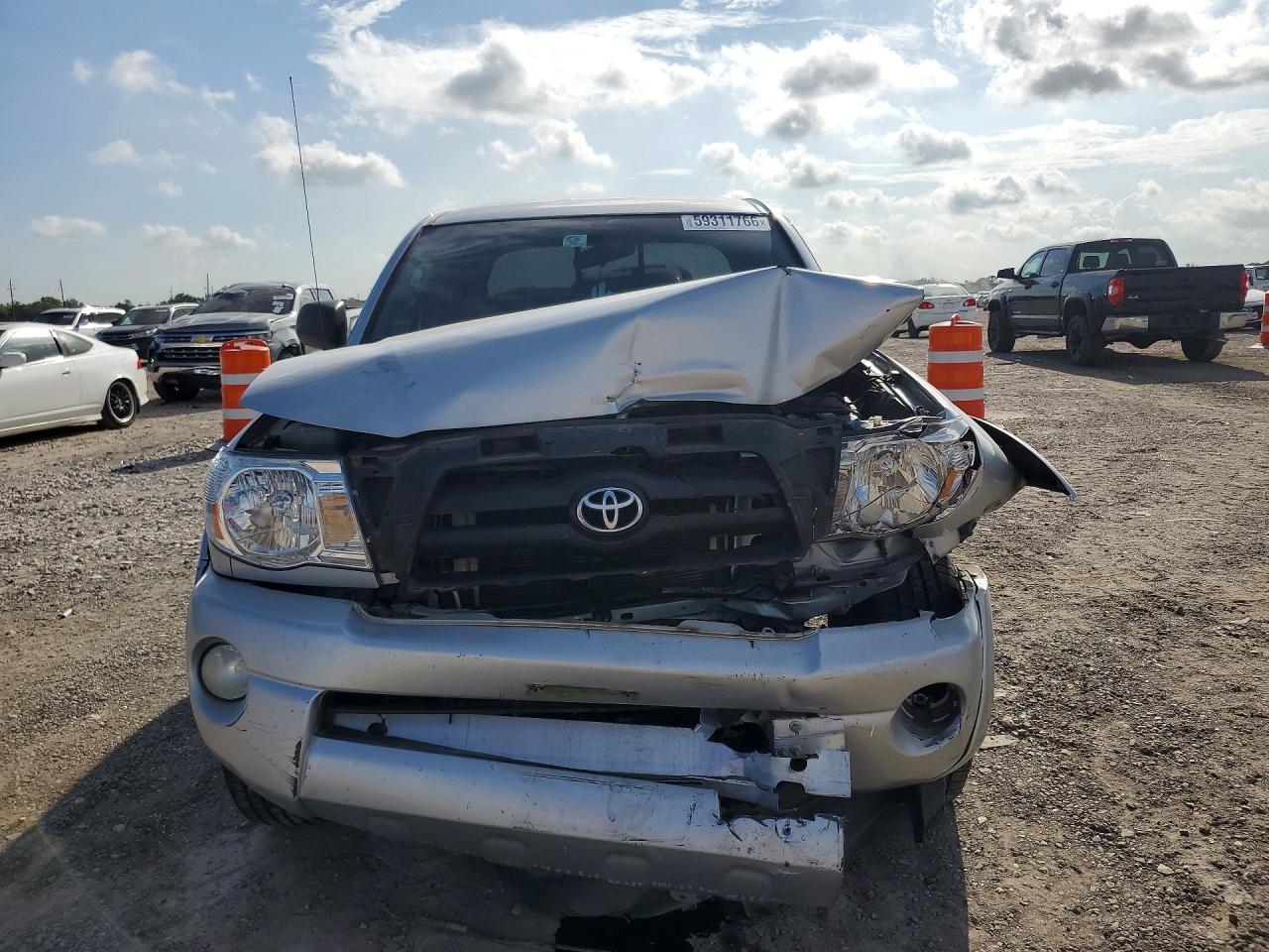 2006 Toyota Tacoma Double Cab Prerunner Long Bed Silver vin: 3TMKU72NX6M006036