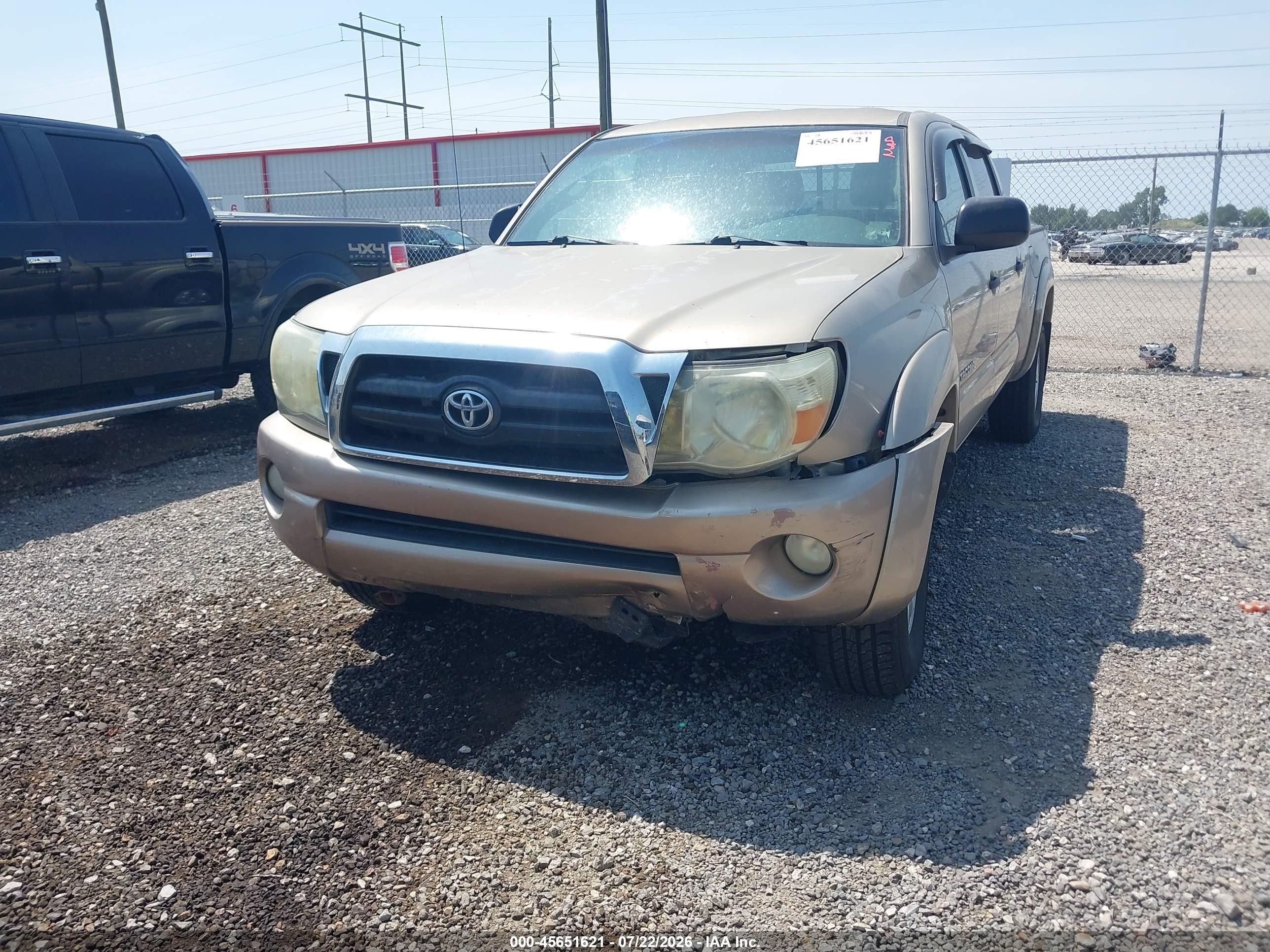 2007 Toyota Tacoma Prerunner V6 Tan vin: 3TMKU72NX7M013263