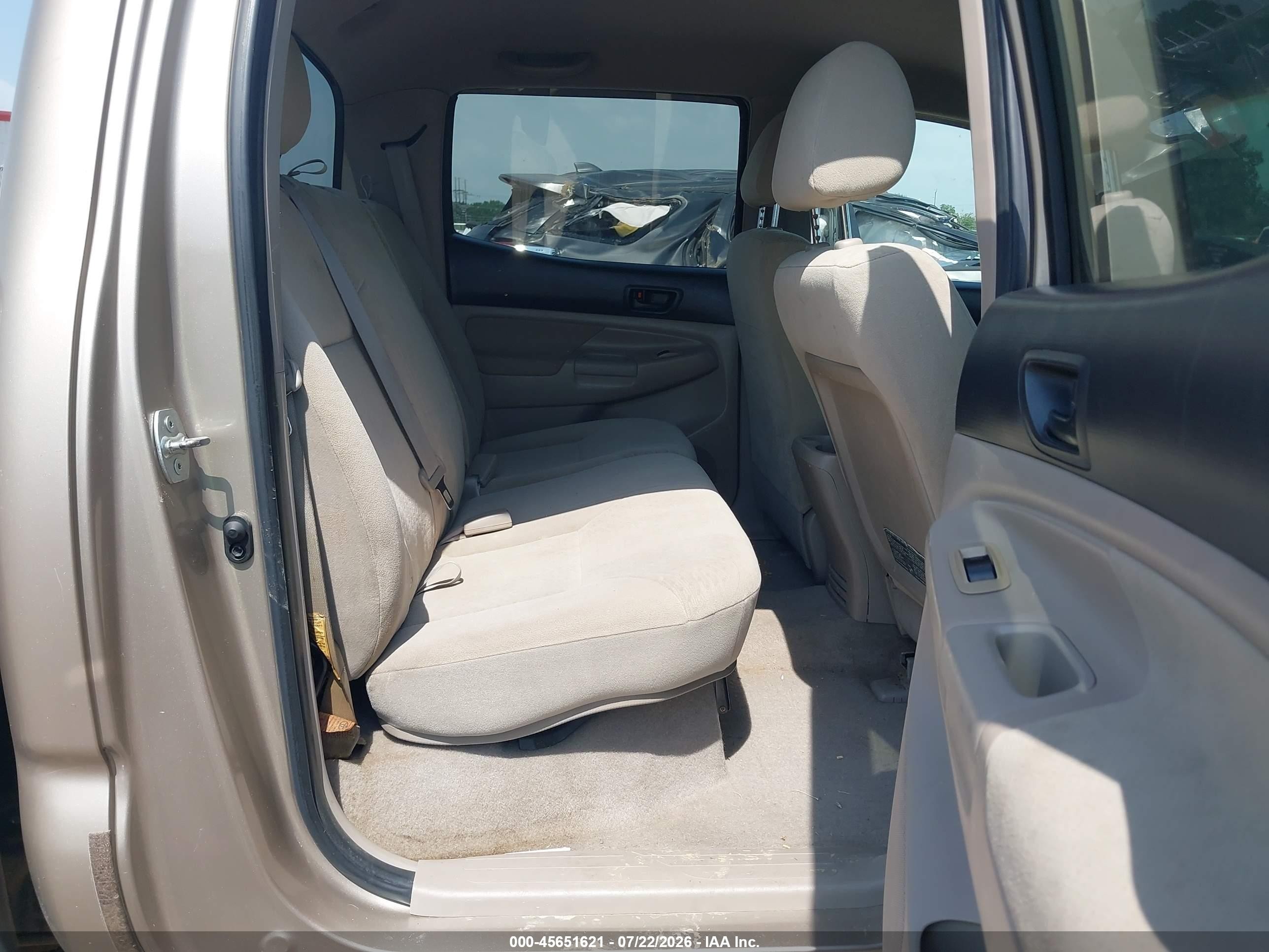 2007 Toyota Tacoma Prerunner V6 Tan vin: 3TMKU72NX7M013263
