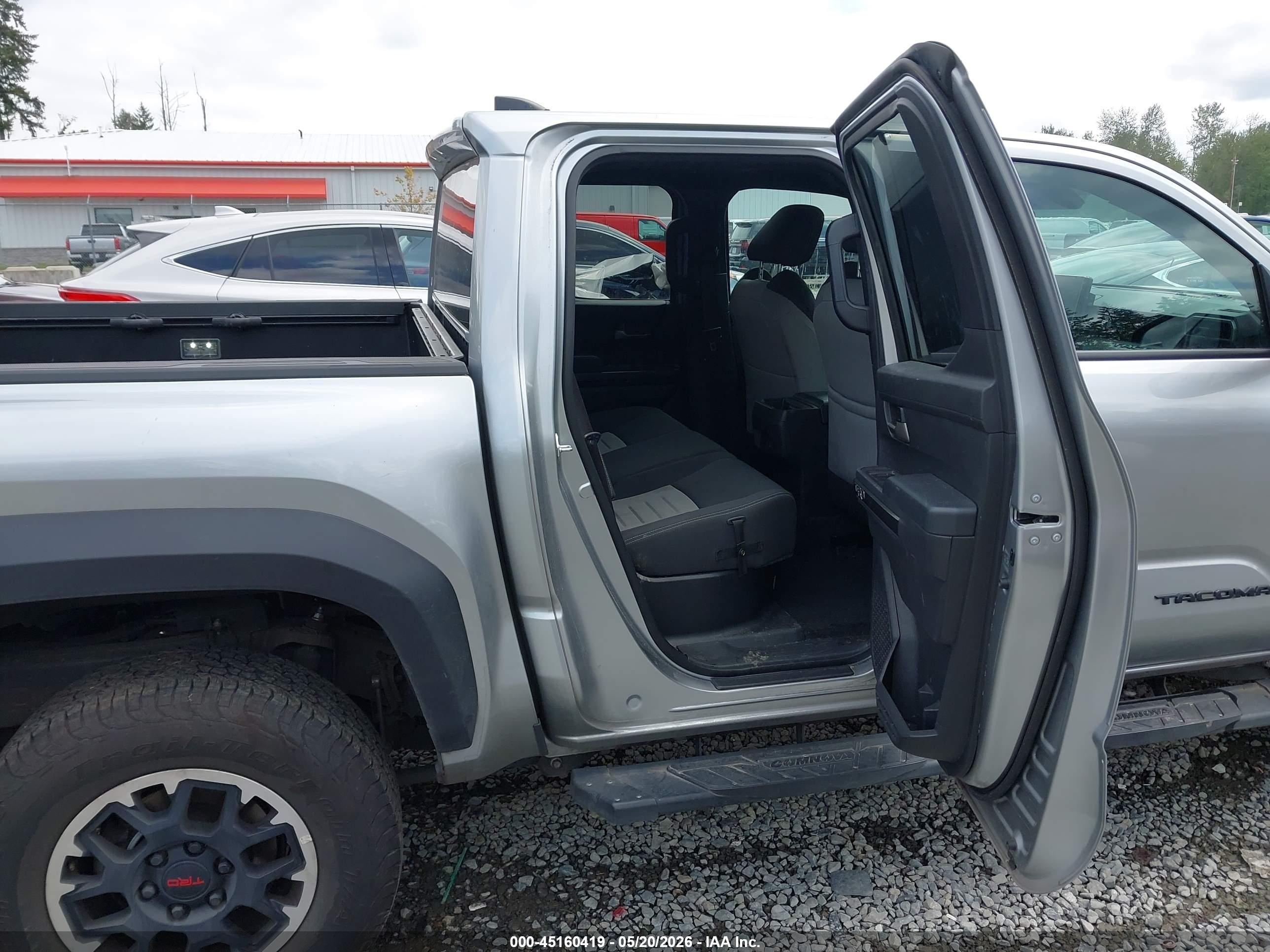 2024 Toyota Tacoma Trd Off Road Gray vin: 3TMLB5JN0RM019057
