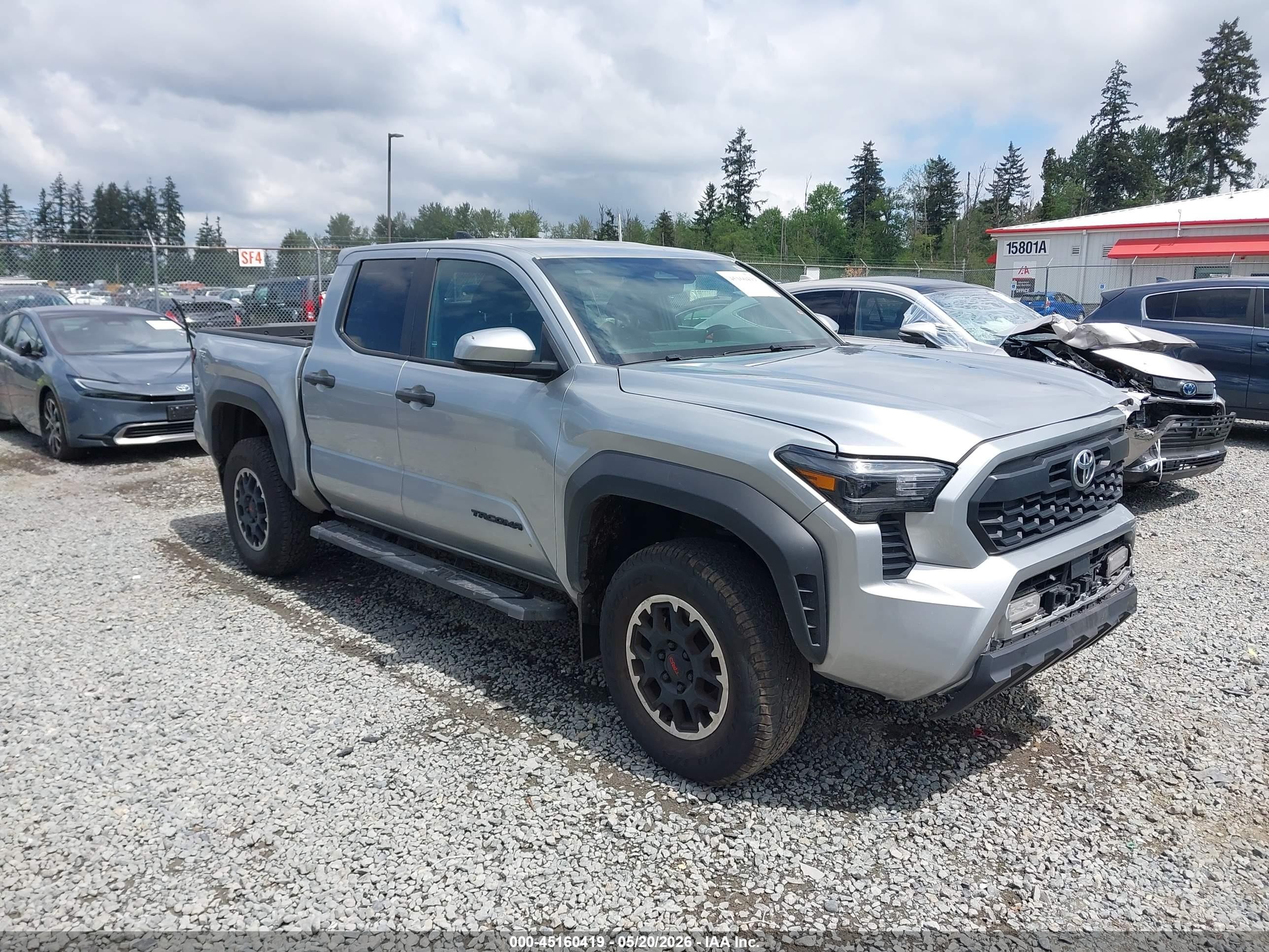 2024 Toyota Tacoma Trd Off Road Gray vin: 3TMLB5JN0RM019057