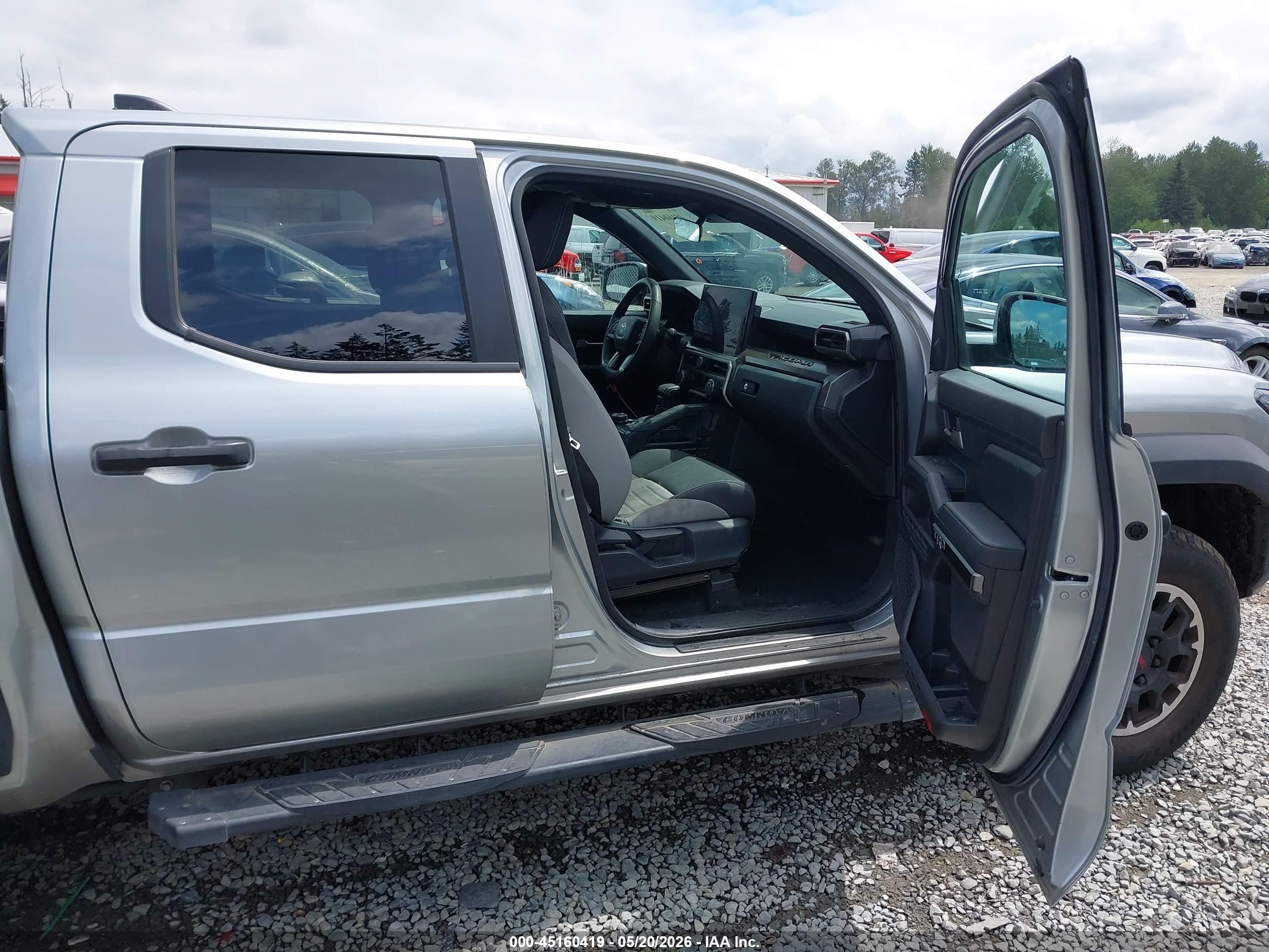 2024 Toyota Tacoma Trd Off Road Gray vin: 3TMLB5JN0RM019057