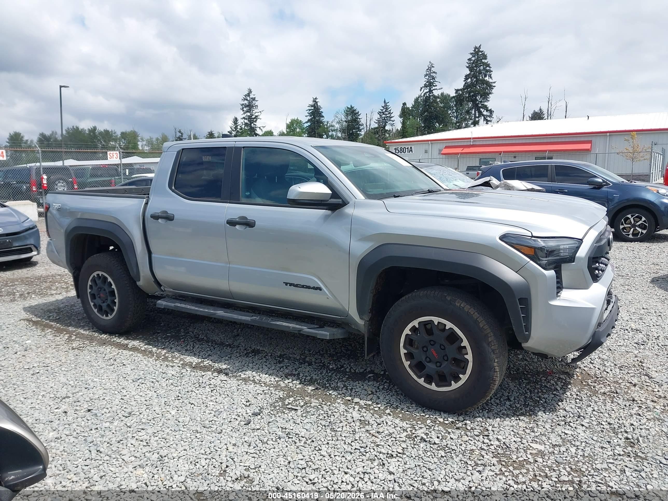 2024 Toyota Tacoma Trd Off Road Gray vin: 3TMLB5JN0RM019057
