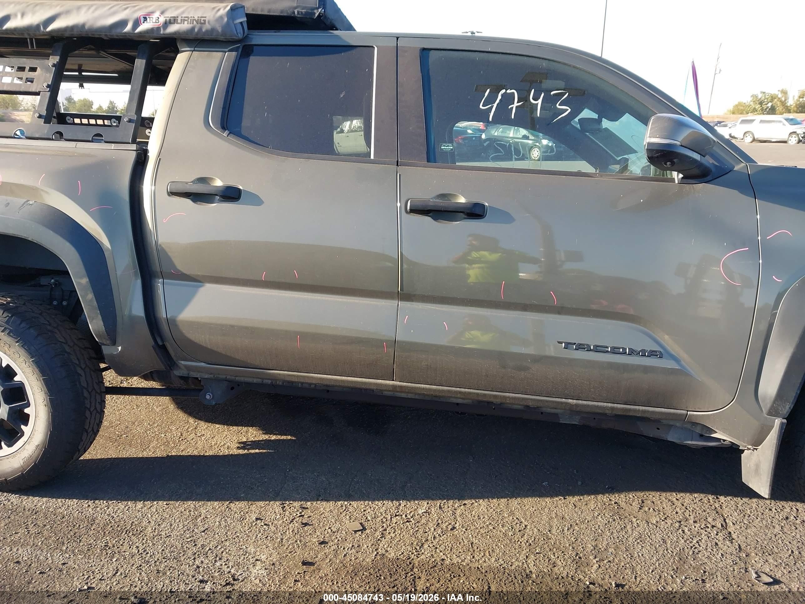 2024 Toyota Tacoma Trd Off Road Beige vin: 3TMLB5JN0RM033248