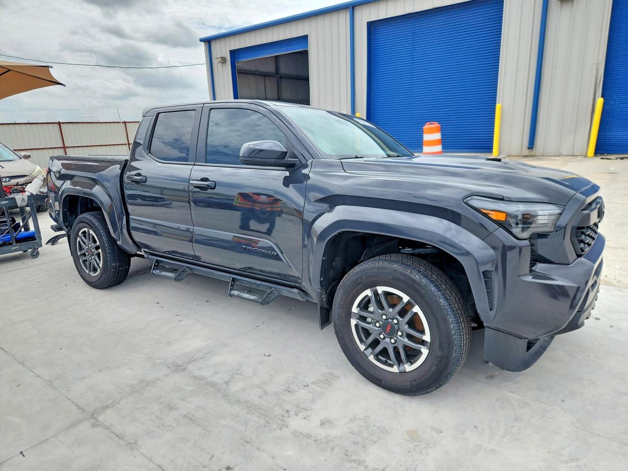 2024 Toyota Tacoma Trd Sport Черный vin: 3TMLB5JN0RM078349