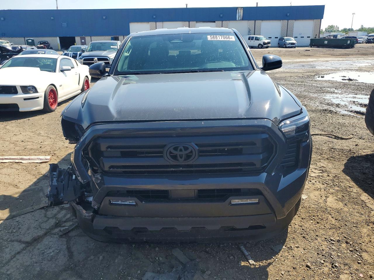 2025 Toyota Tacoma Sr5 Gray vin: 3TMLB5JN0SM157459
