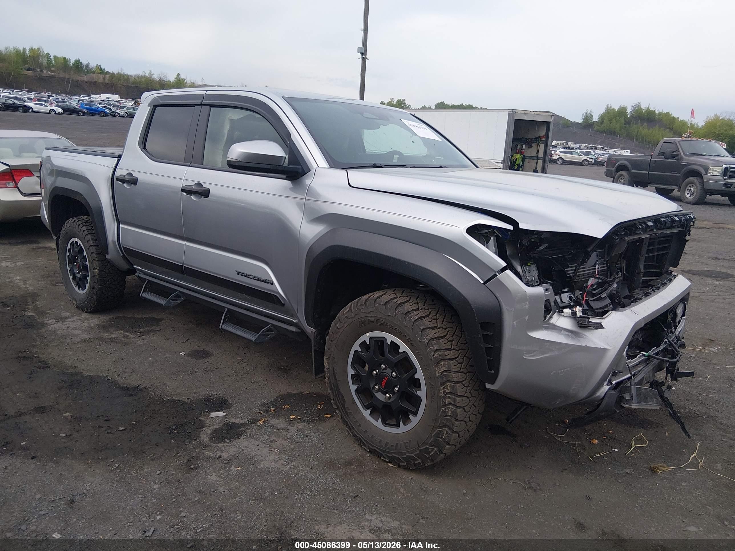 2024 Toyota Tacoma Trd Off Road Silver vin: 3TMLB5JN1RM038457