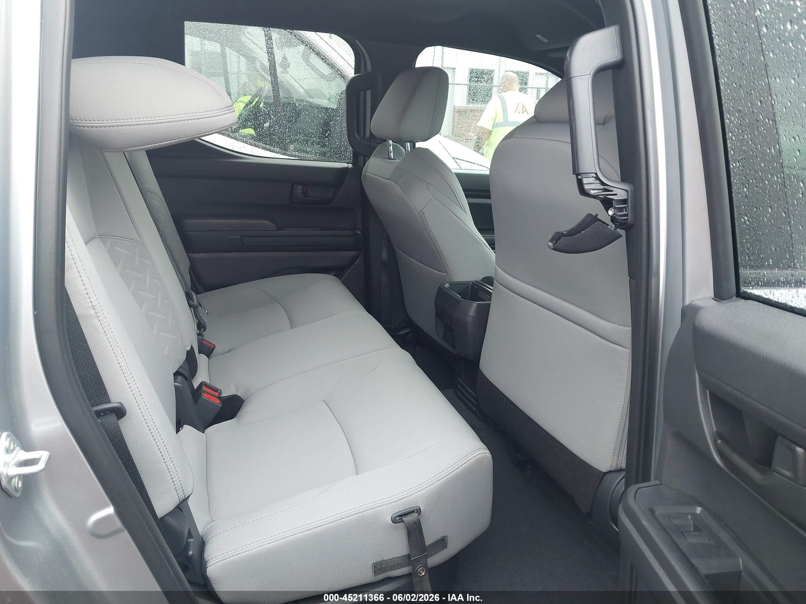 2026 Toyota Tacoma Sr5 Gray vin: 3TMLB5JN1TM225320