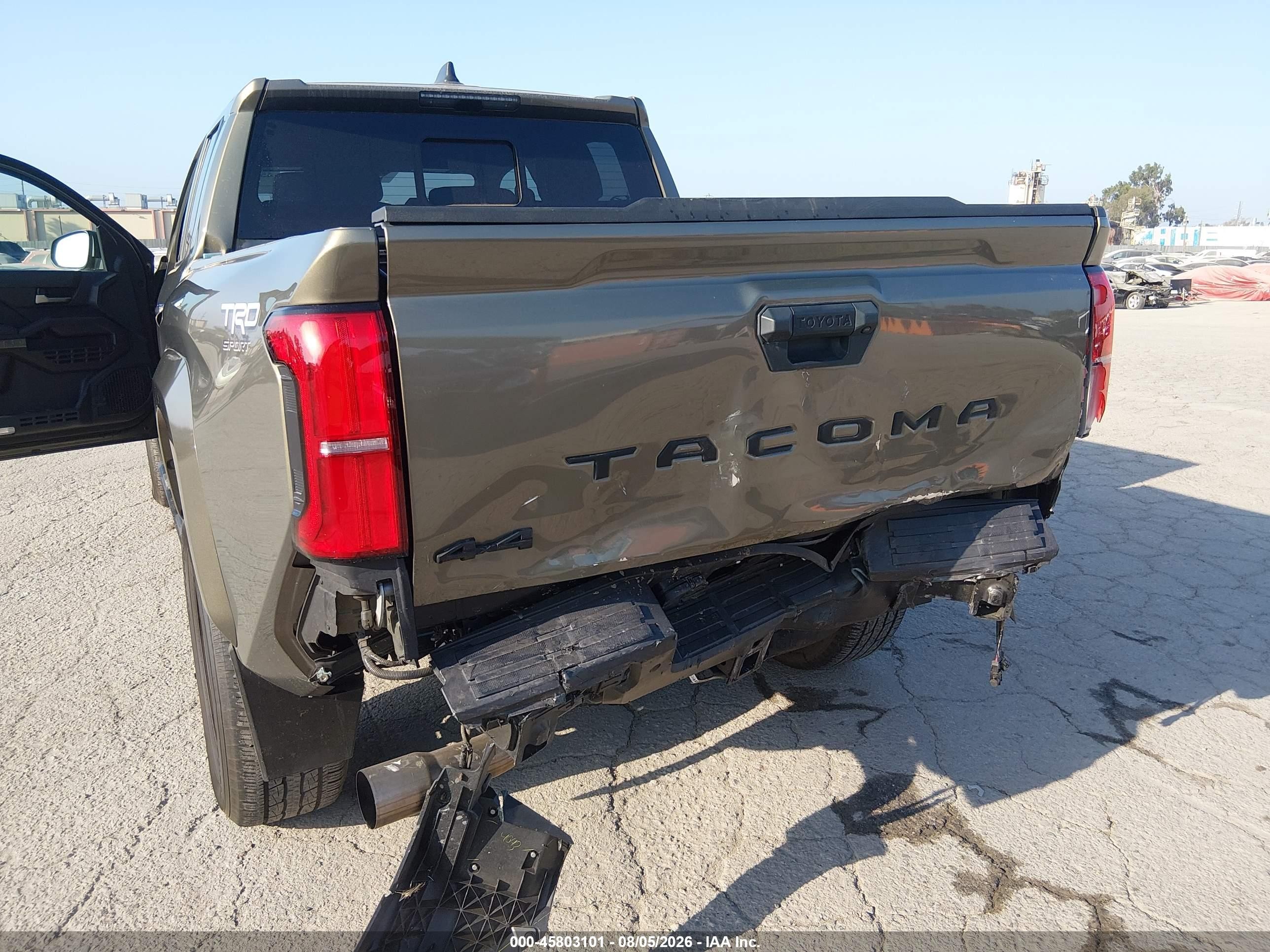 2024 Toyota Tacoma Trd Sport Pewter vin: 3TMLB5JN2RM027452
