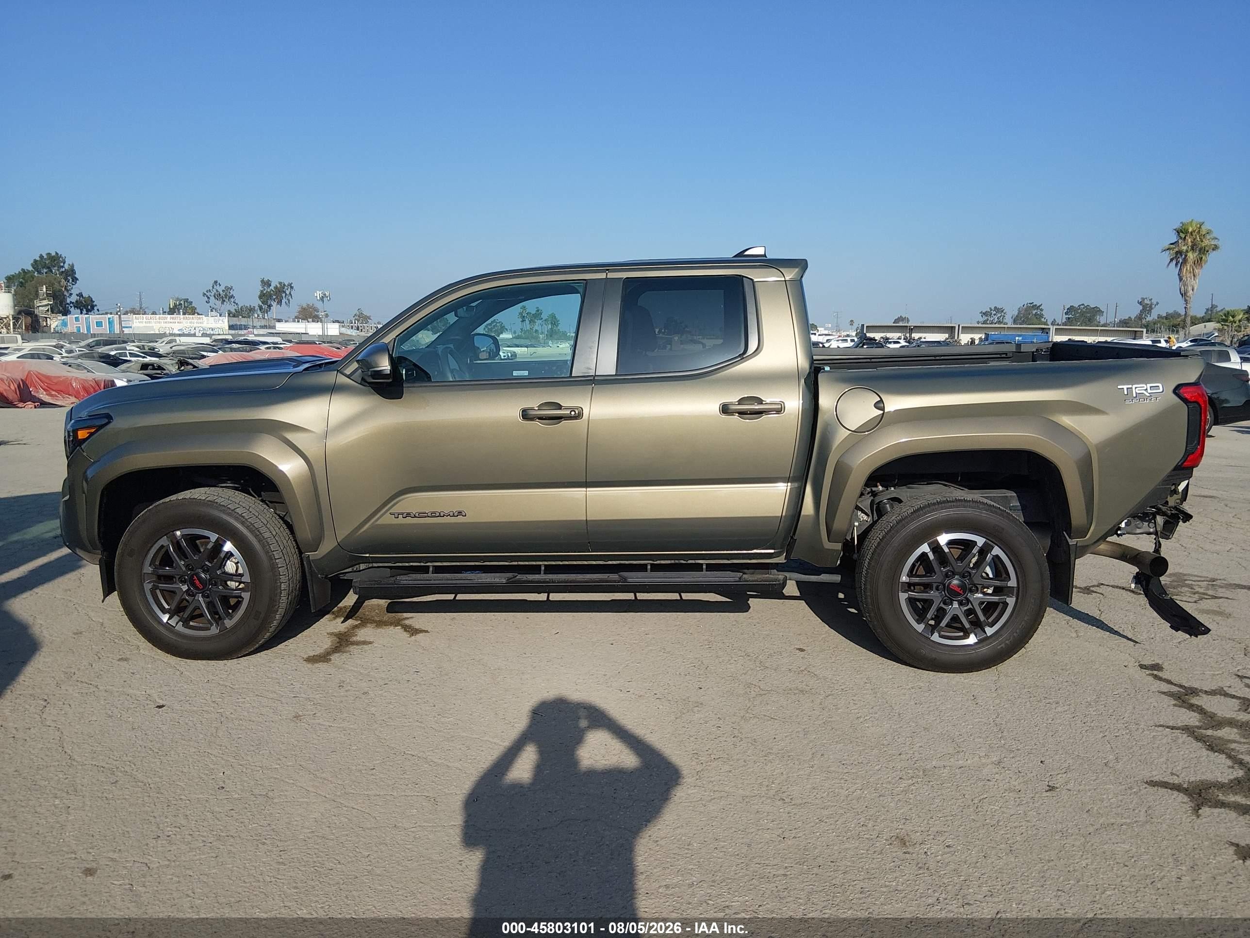 2024 Toyota Tacoma Trd Sport Pewter vin: 3TMLB5JN2RM027452