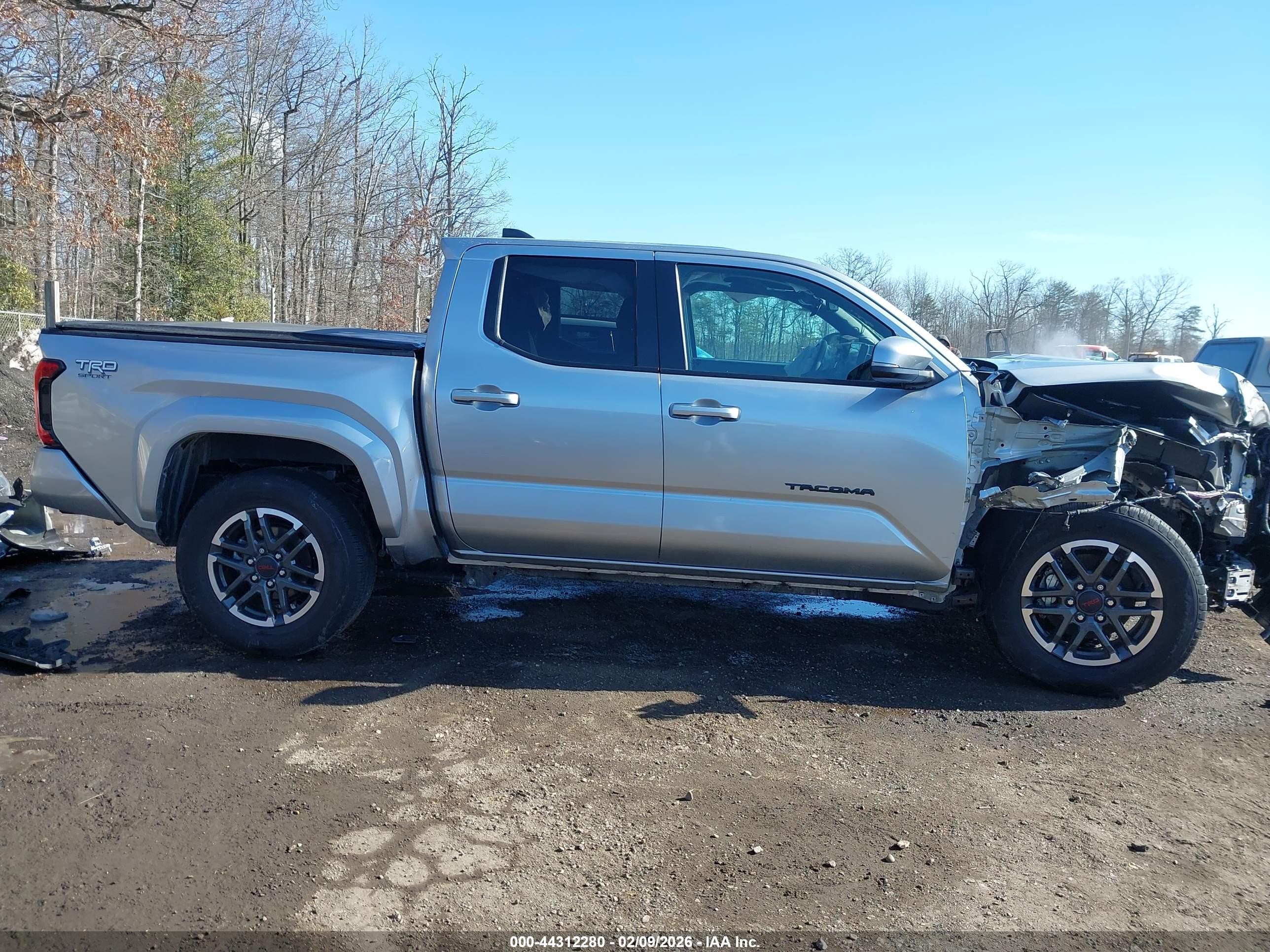 2025 Toyota Tacoma Trd Sport Красный vin: 3TMLB5JN2SM090251