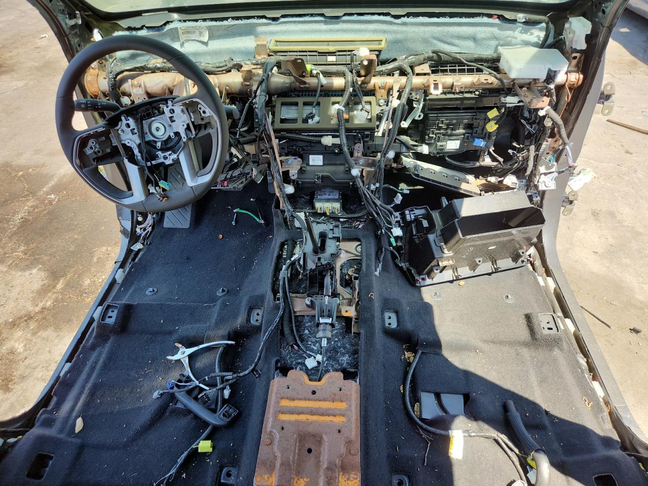 2025 Toyota Tacoma Trd Off-road Black vin: 3TMLB5JN2SM167734 Damage: Steering Wheel, Broken, Replacement Required