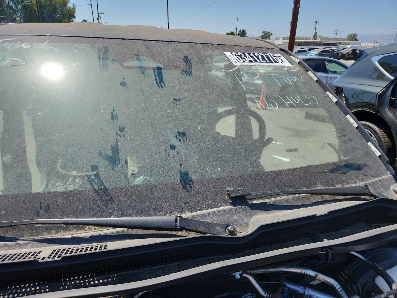2025 Toyota Tacoma Trd Off-road Black vin: 3TMLB5JN2SM167734 Damage: Windshield, Cracked, > 12 Inches