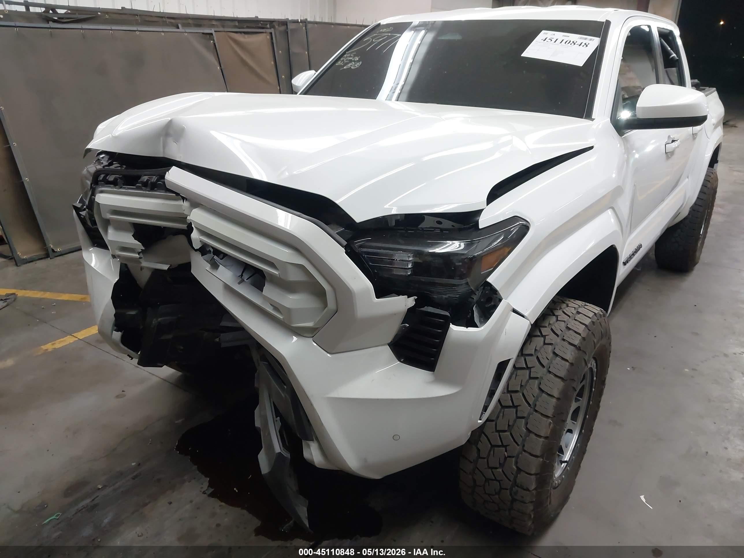 2024 Toyota Tacoma Sr5 White vin: 3TMLB5JN3RM038346